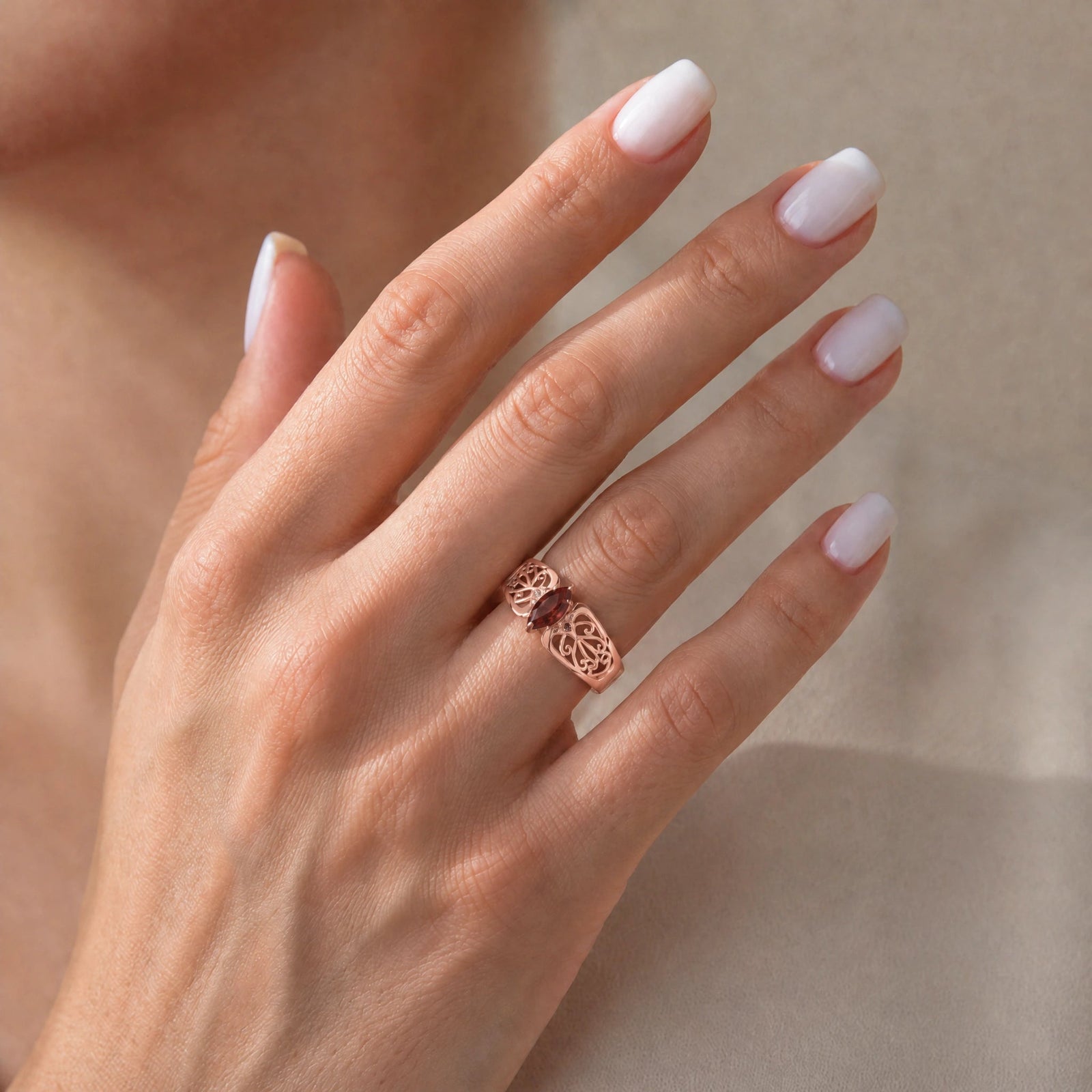 Rose Gold Petal Ring Garnet 10K — Penelope