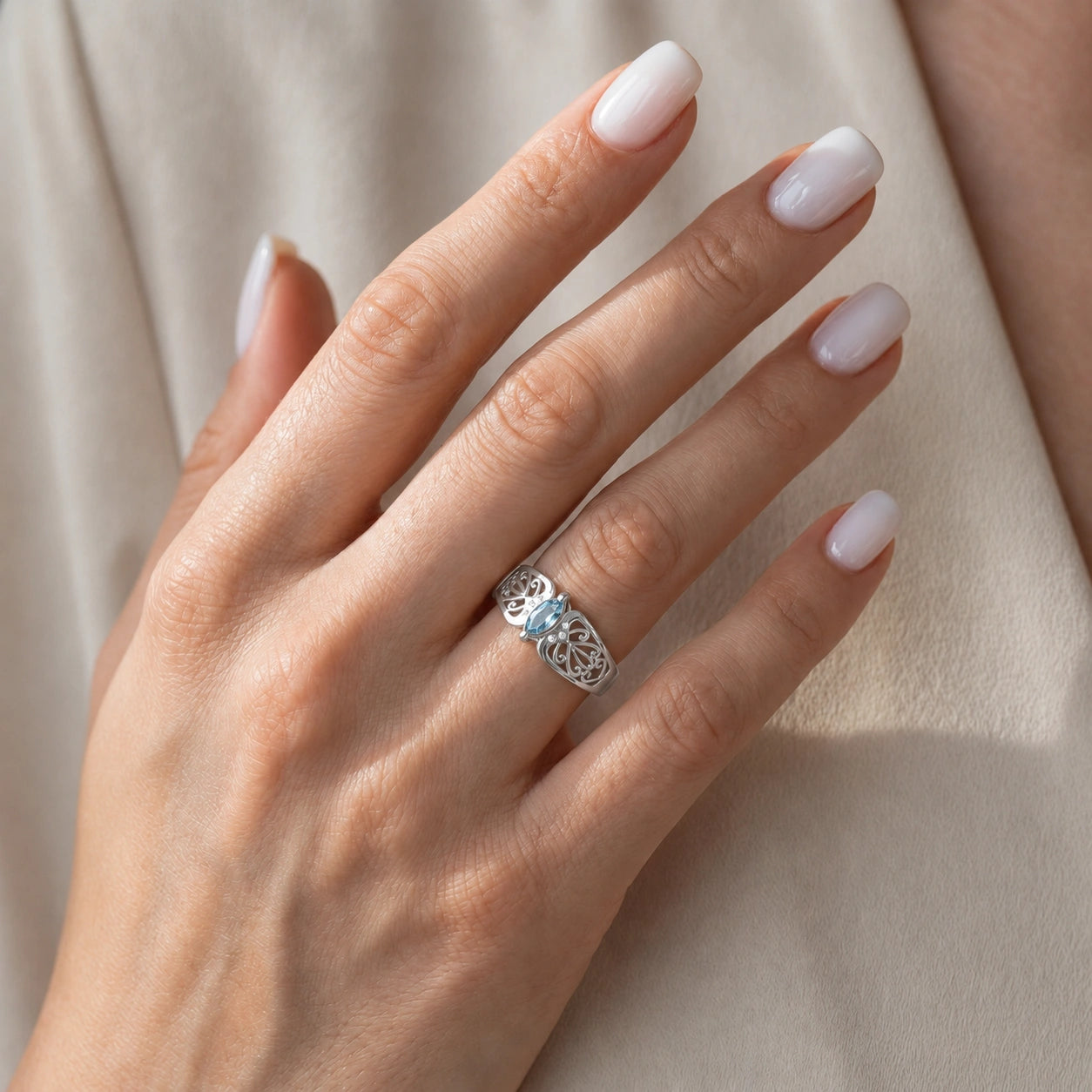 White Gold Petal Ring Aquamarine 10K — Penelope