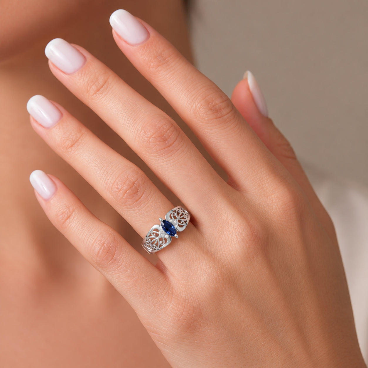 White Gold Petal Ring Sapphire 10K — Penelope