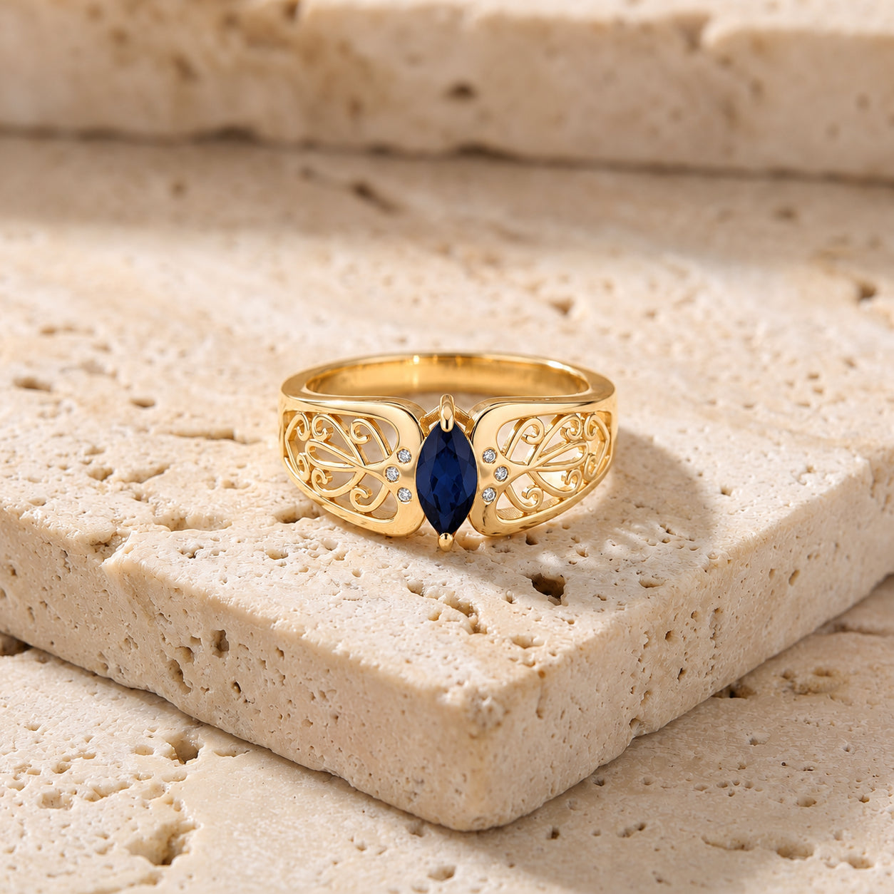 Yellow Gold Petal Ring Sapphire 10K — Penelope