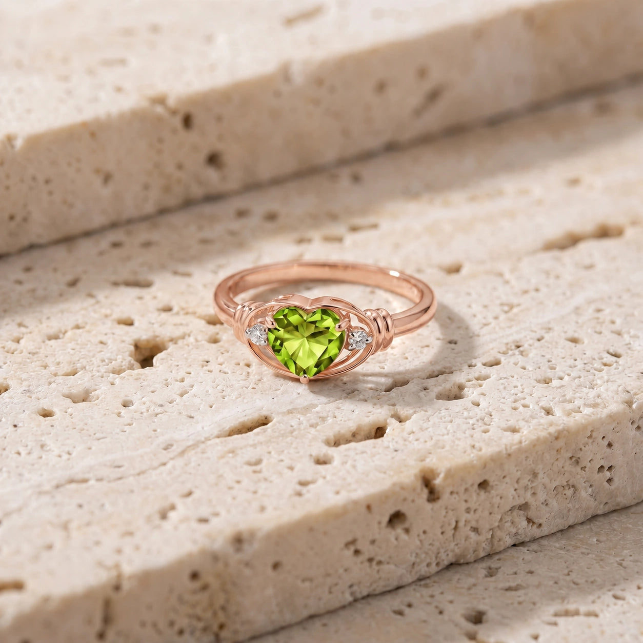 Rose Gold Belle Ring Peridot 10K — Pierina