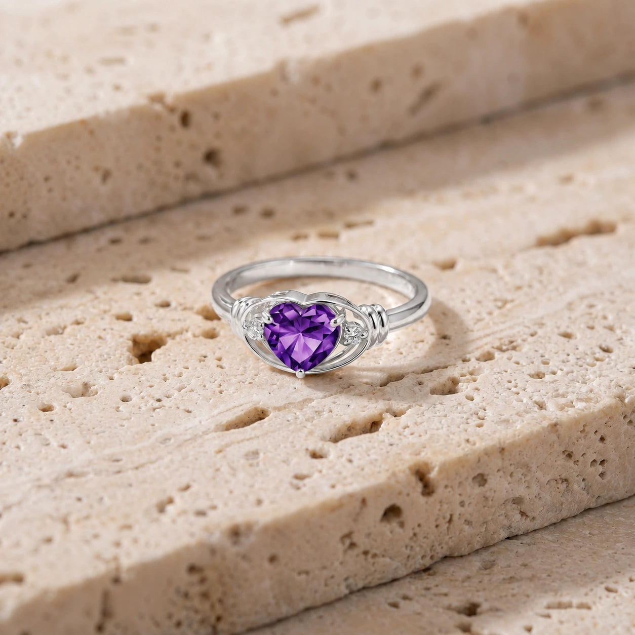 White Gold Diamond & Amethyst — Ortensia