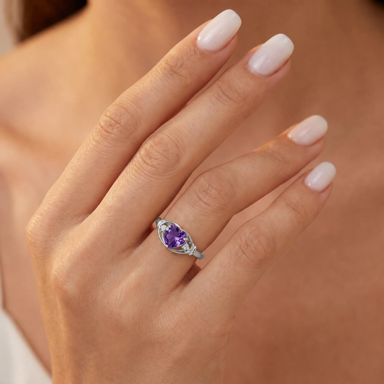 White Gold Diamond & Amethyst — Ortensia