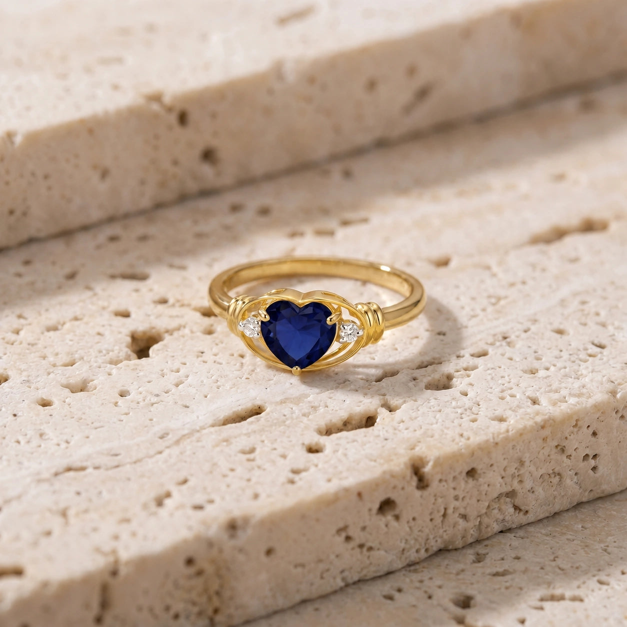 Yellow Gold Diamond & Sapphire — Ortensia