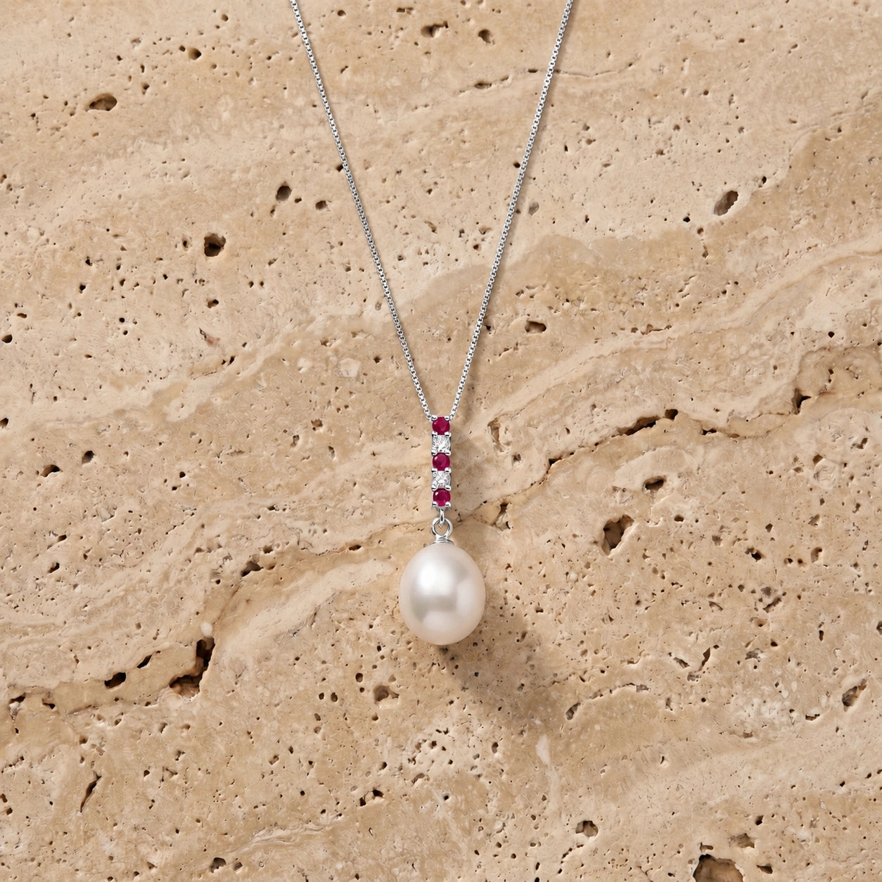White Gold Pearl & Diamond & Ruby — Ottaviana