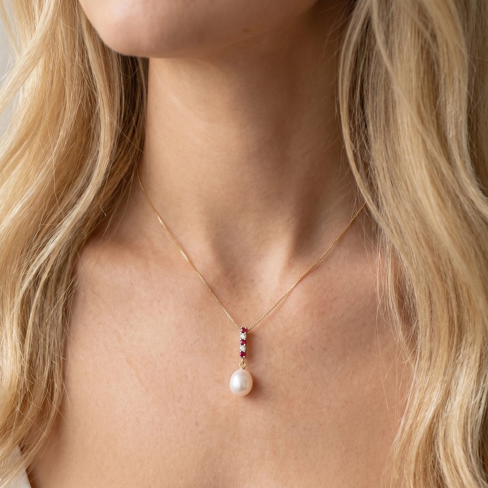 Yellow Gold Pearl & Diamond & Ruby — Ottaviana