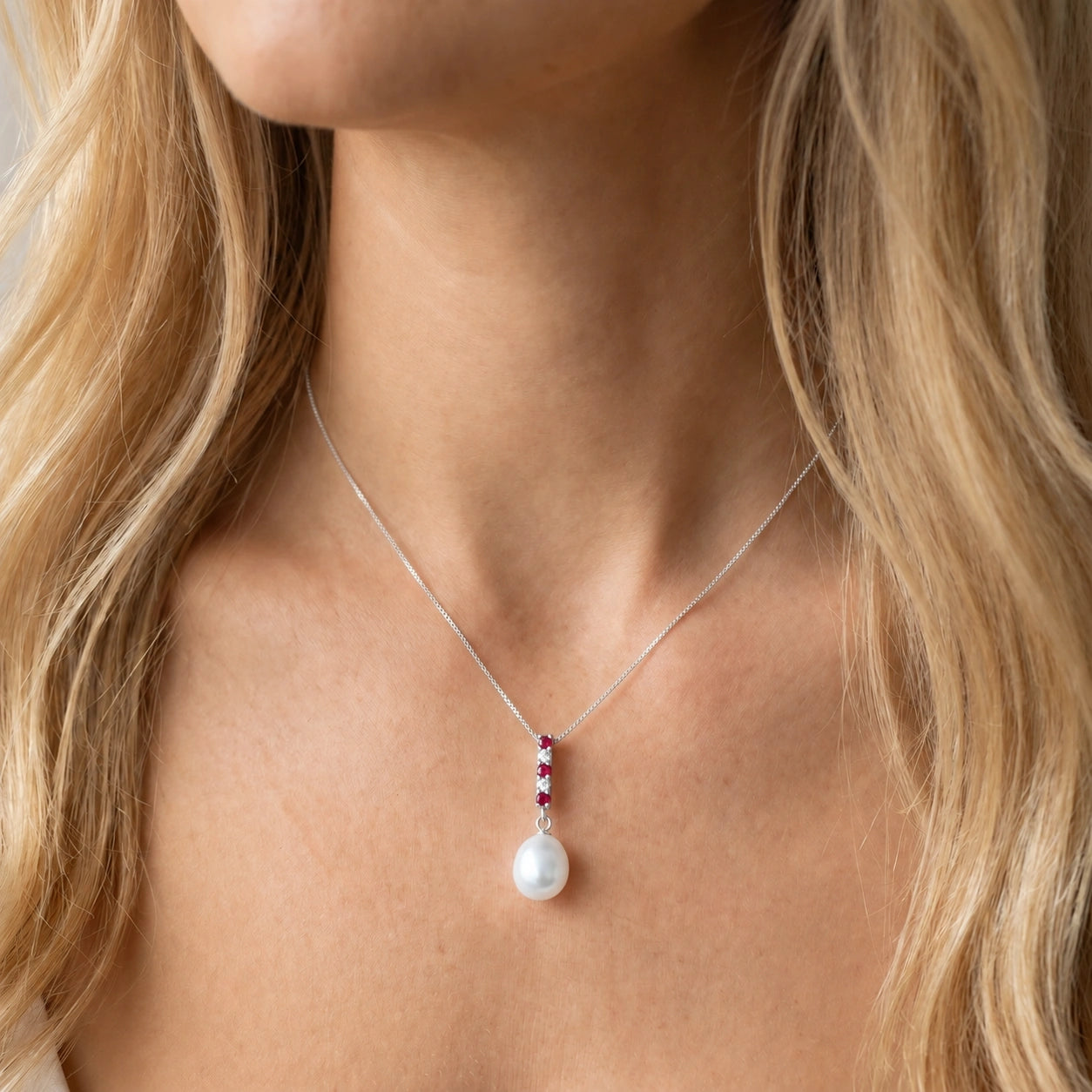 White Gold Pearl & Ruby — Ottaviana