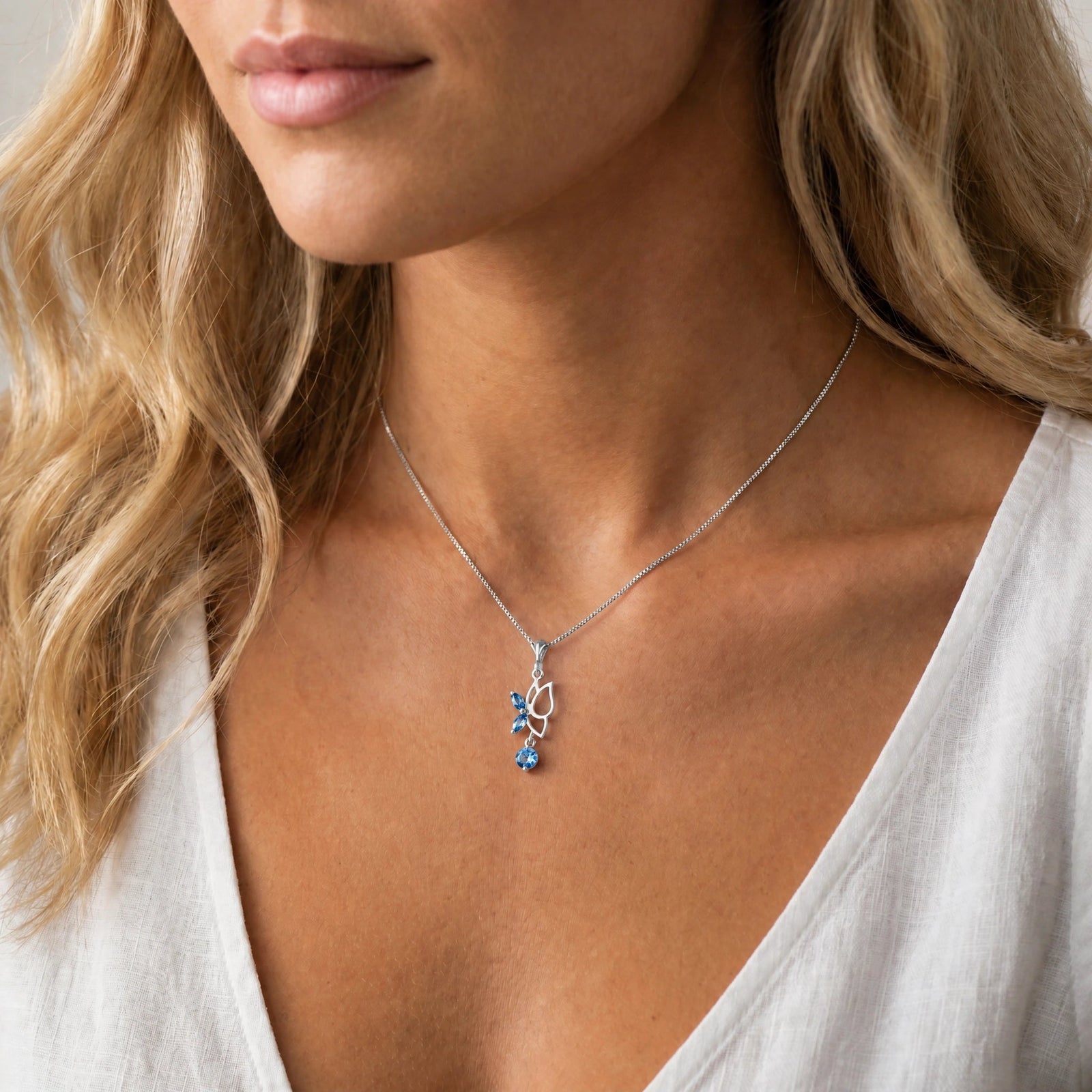 White Gold Blue Topaz — Palmina