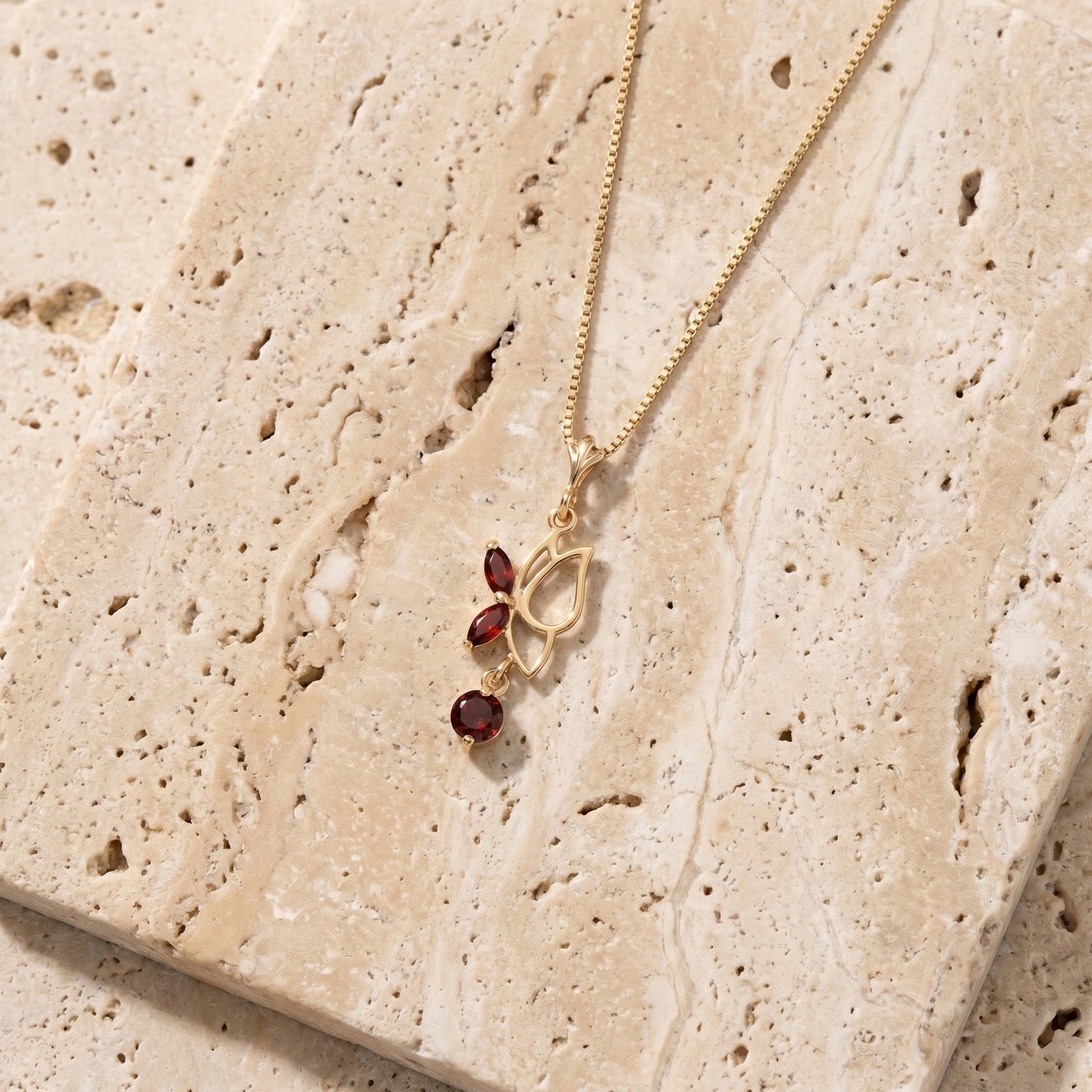 Yellow Gold Garnet — Palmina