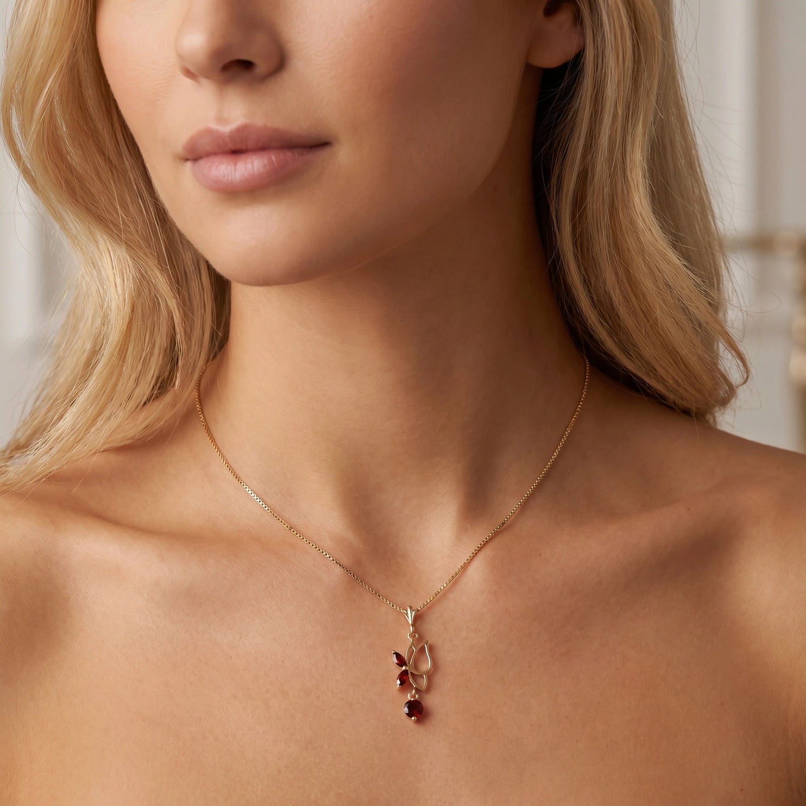 Yellow Gold Garnet — Palmina