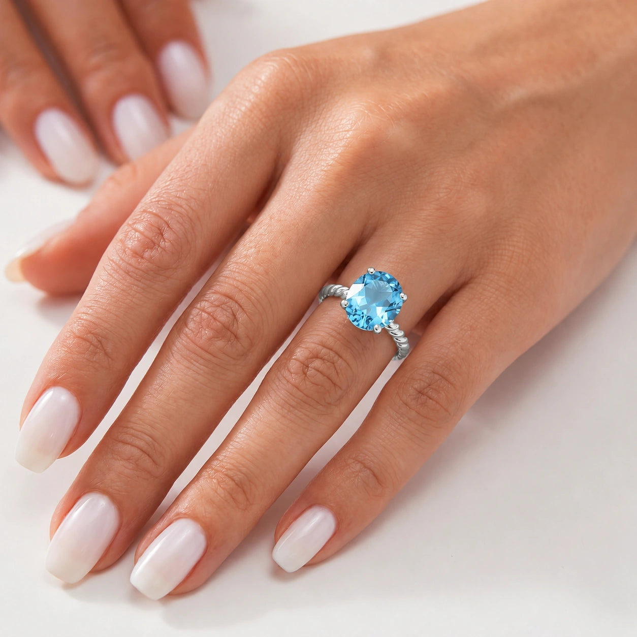 White Gold Blue Topaz — Palmira