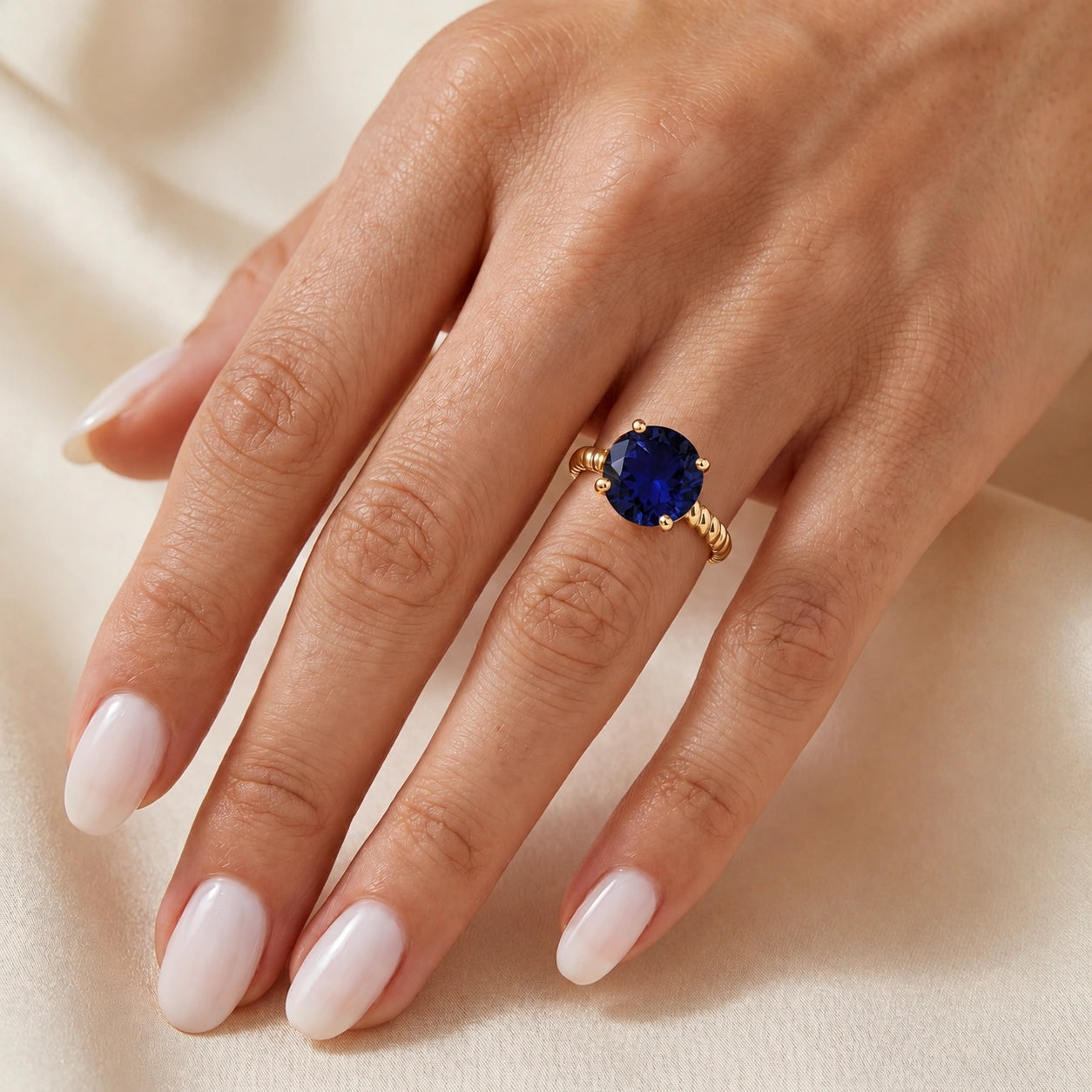 Yellow Gold Sapphire — Palmira