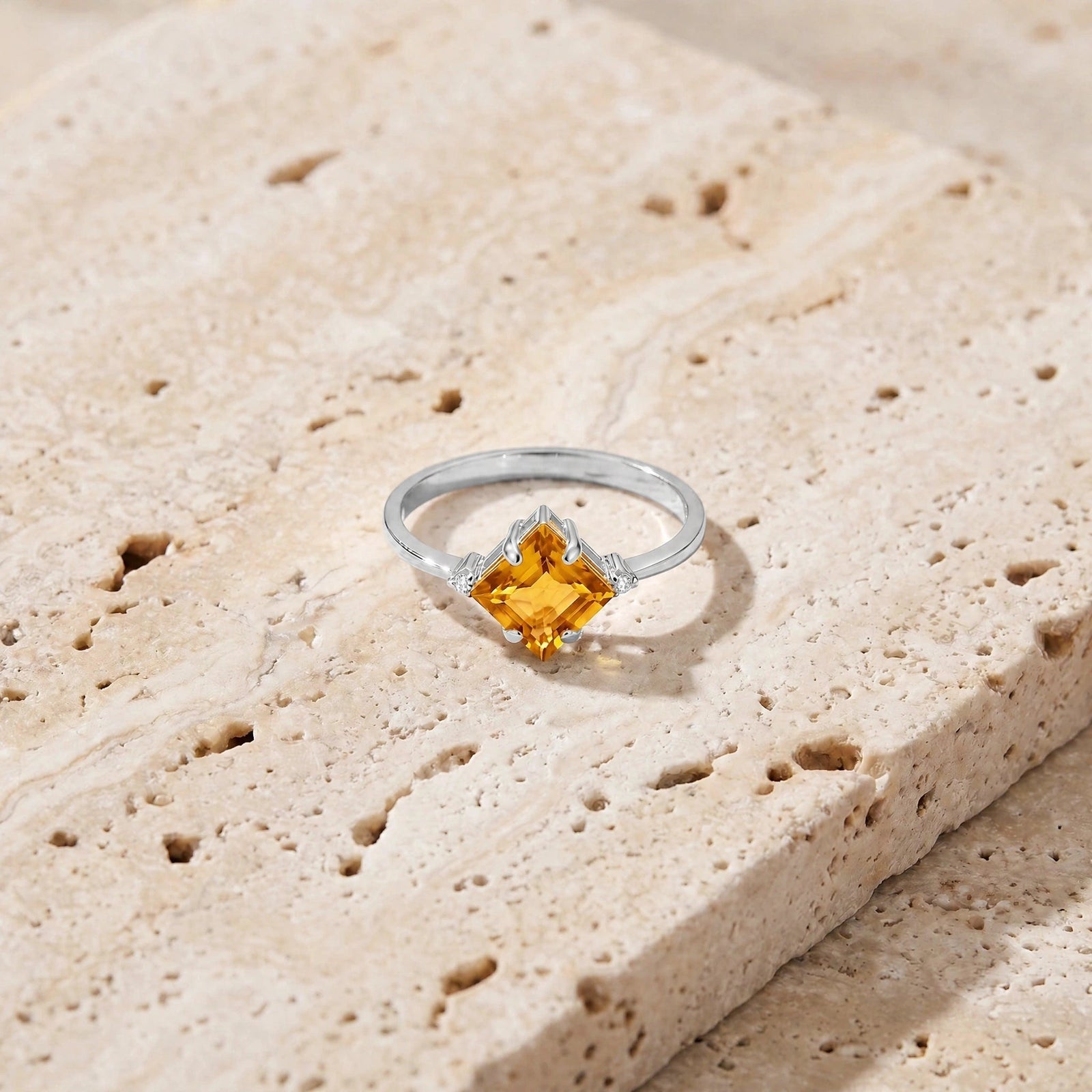 White Gold Citrine & Diamond — Paloma