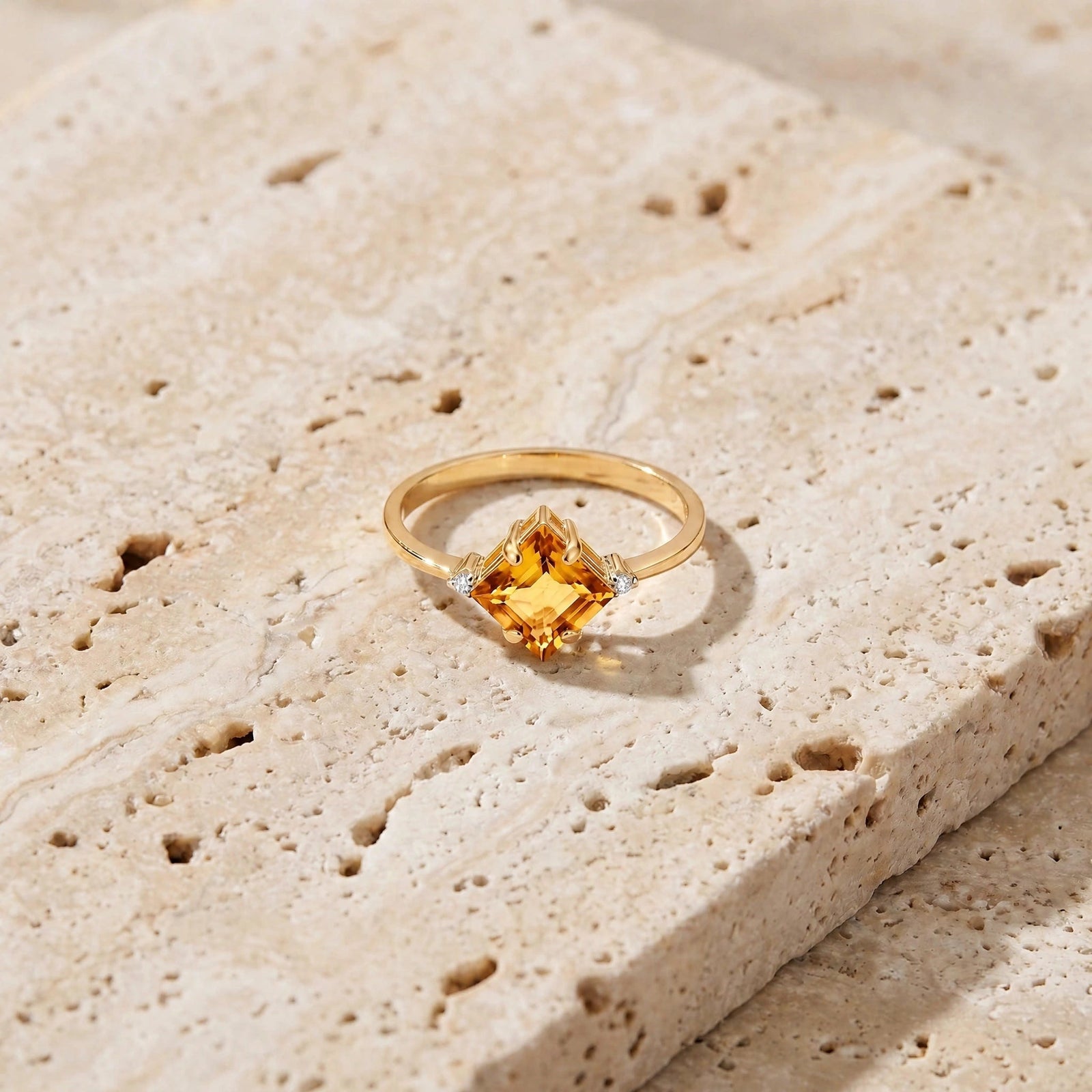 Yellow Gold Citrine & Diamond — Paloma