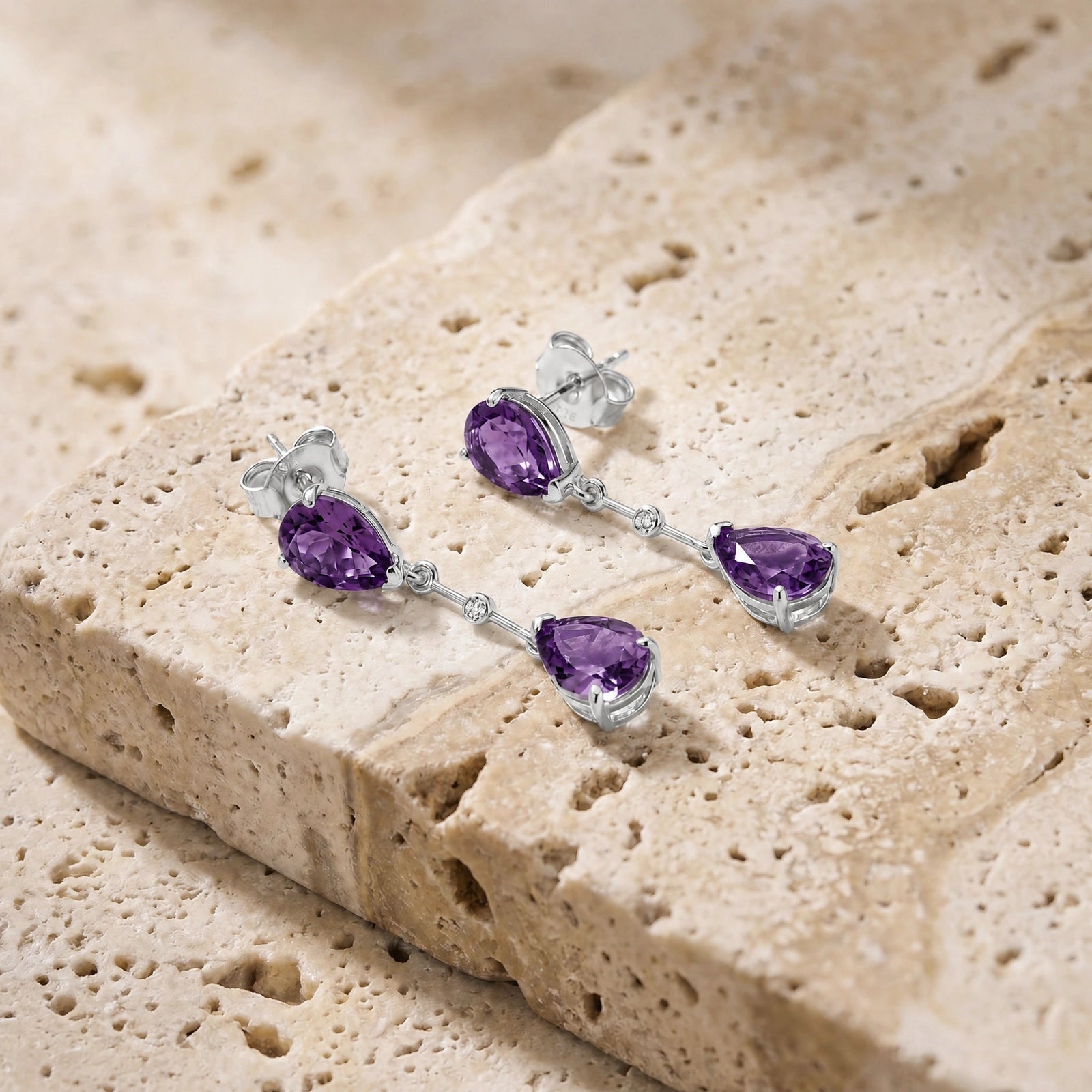 White Gold Amethyst & Diamond — Mariagiovannina