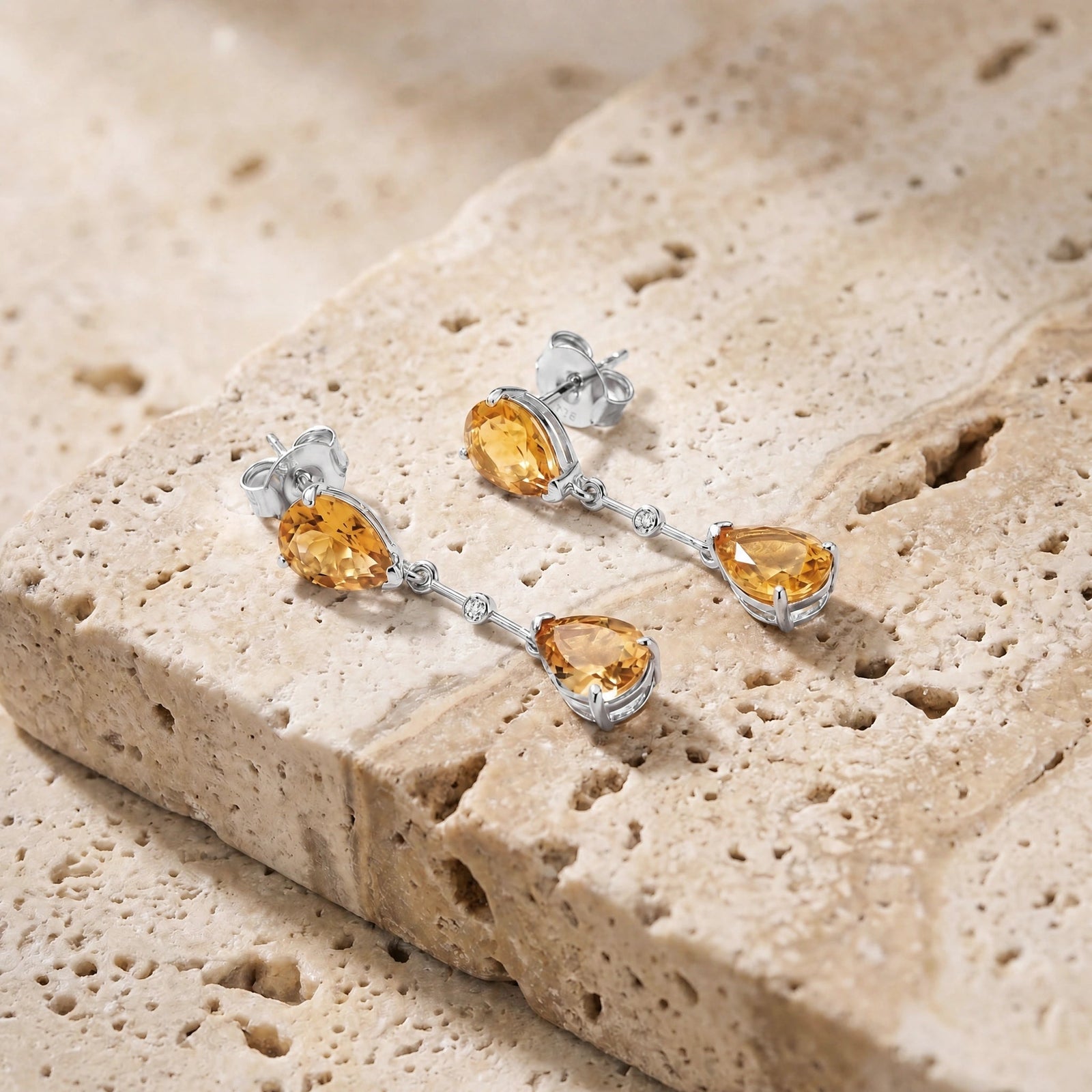 White Gold Citrine & Diamond — Mariagiovannina