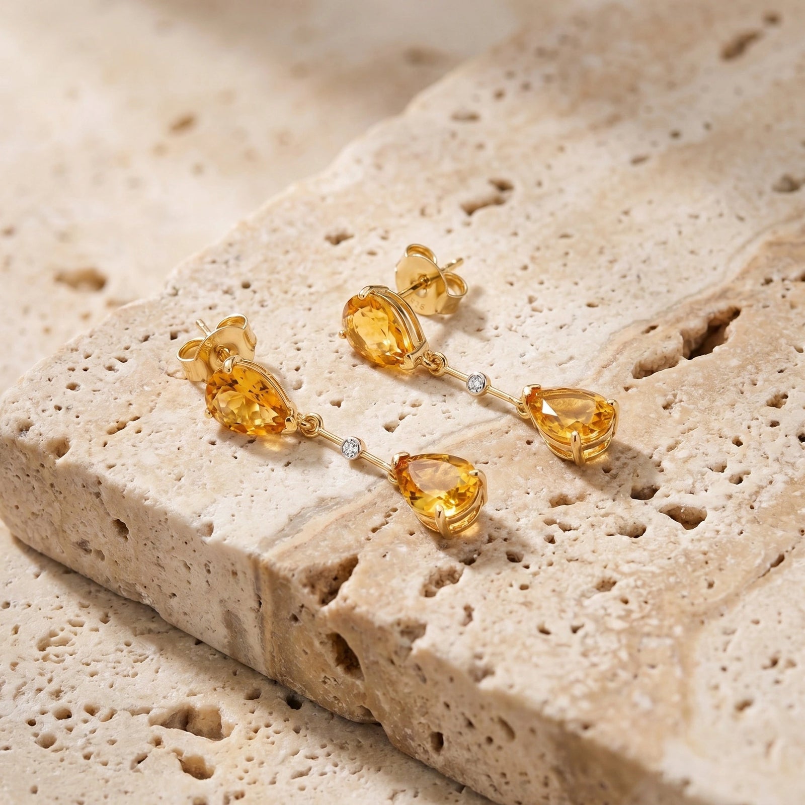 Yellow Gold Heritage Earrings Citrine 10K — Paola