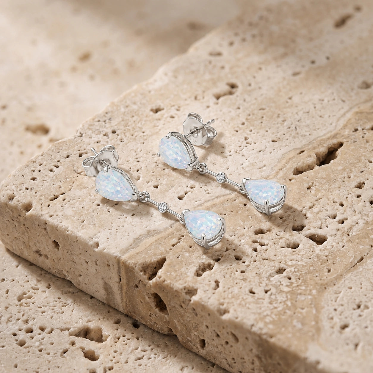 White Gold Heritage Earrings Opal 10K — Paola