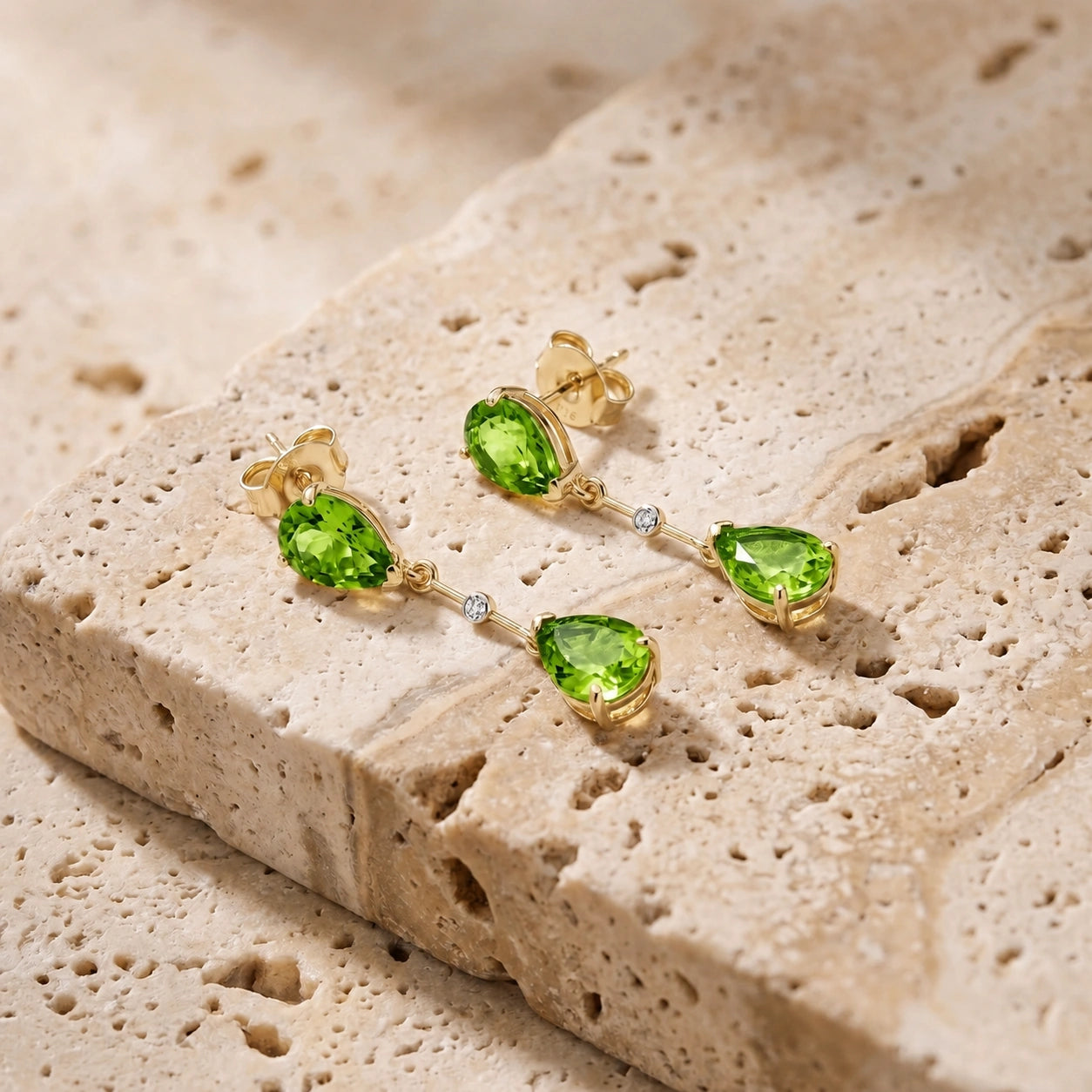 Yellow Gold Heritage Earrings Peridot 10K — Paola