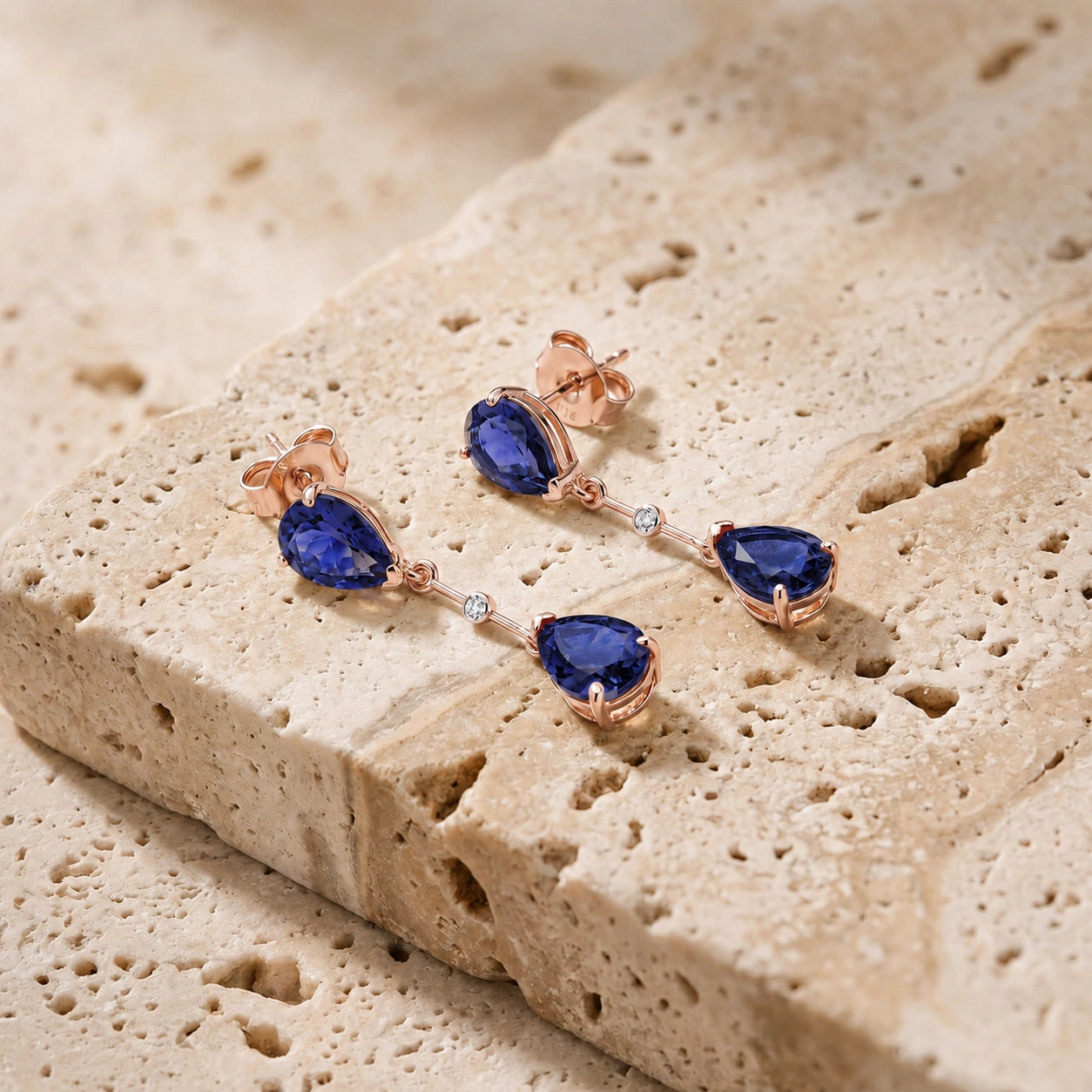 Rose Gold Heritage Earrings Sapphire 10K — Paola