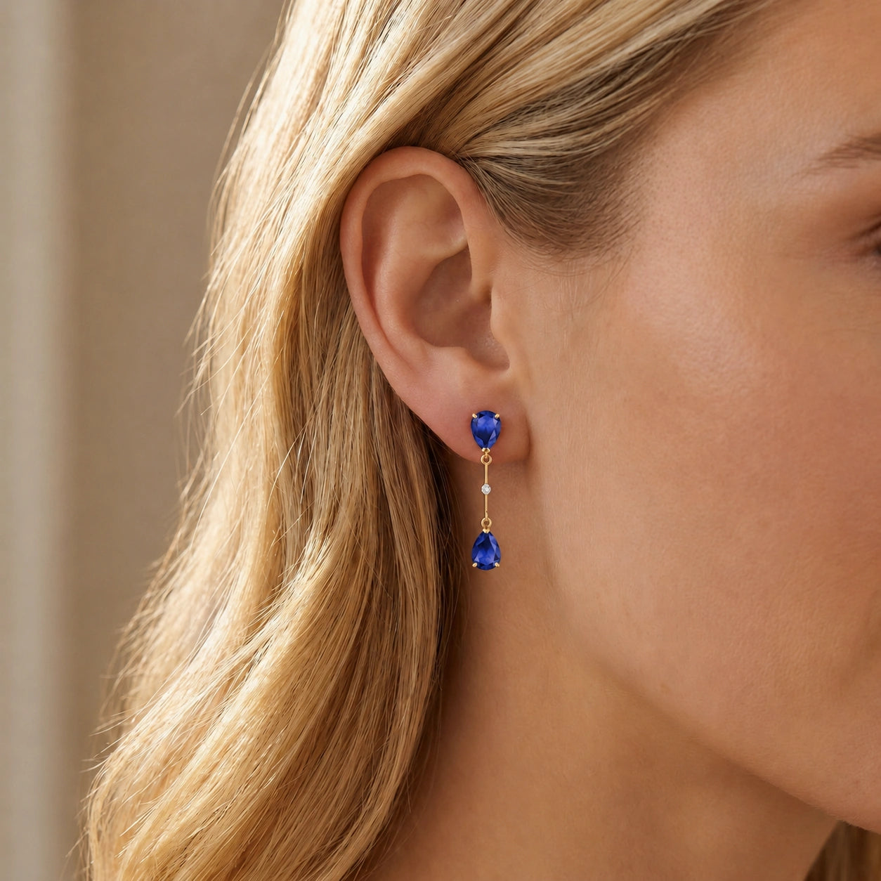 Yellow Gold Heritage Earrings Sapphire 10K — Paola
