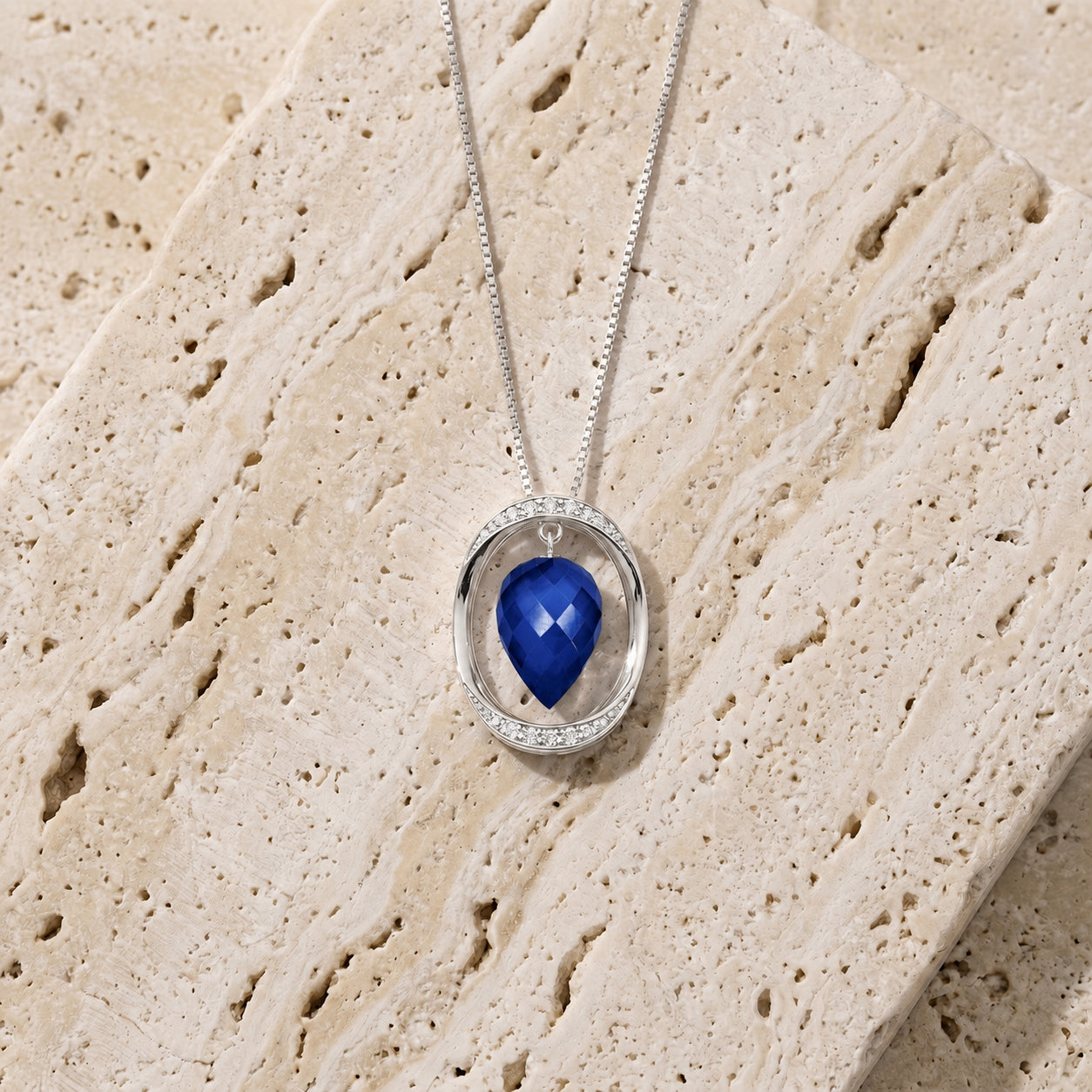 White Gold Pendant Necklace White Topaz 10K — Tecla