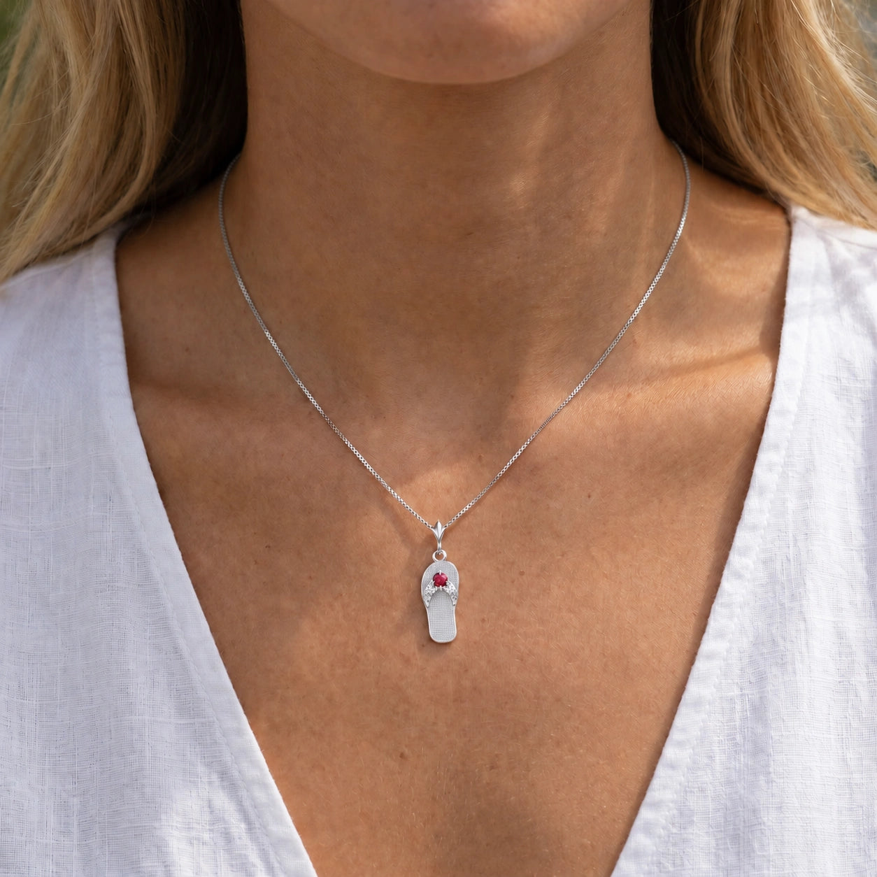 White Gold Grace Pendant Necklace Ruby 10K — Giuditta