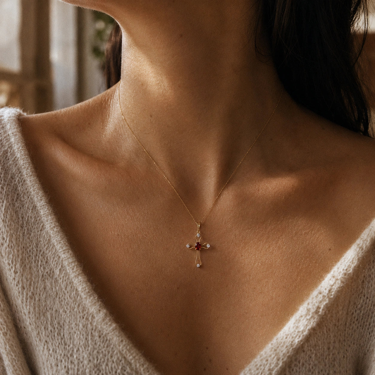 Yellow Gold Rose Pendant Necklace Garnet 10K — Pia