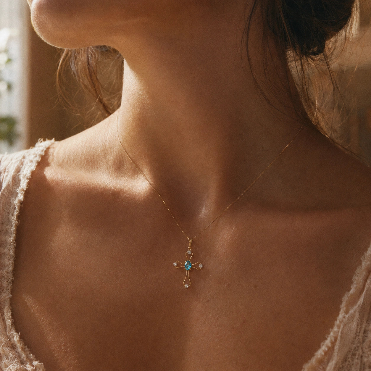 Yellow Gold Rose Pendant Necklace Blue Topaz 10K — Pia