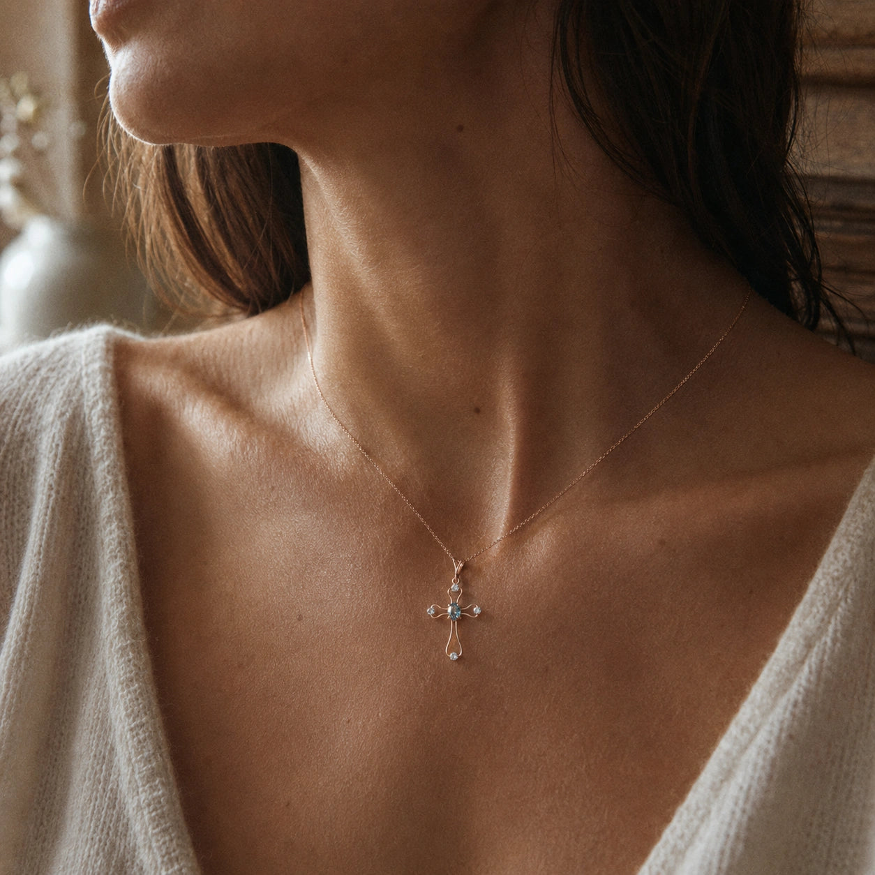 Rose Gold Rose Pendant Necklace Aquamarine 10K — Pia