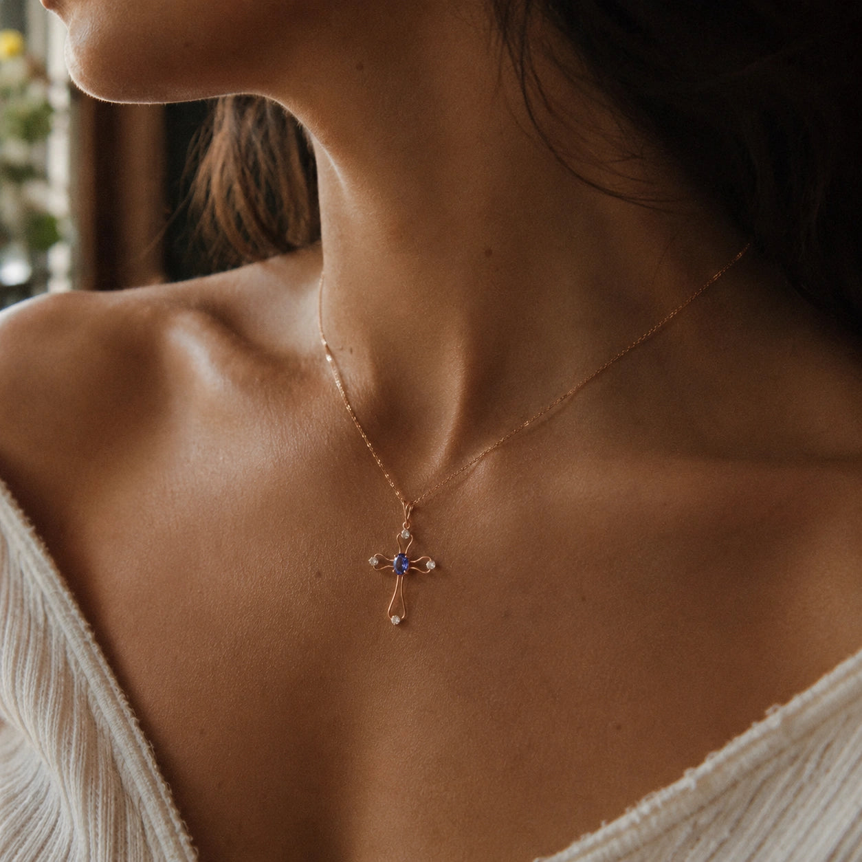 Rose Gold Rose Pendant Necklace Tanzanite 10K — Pia