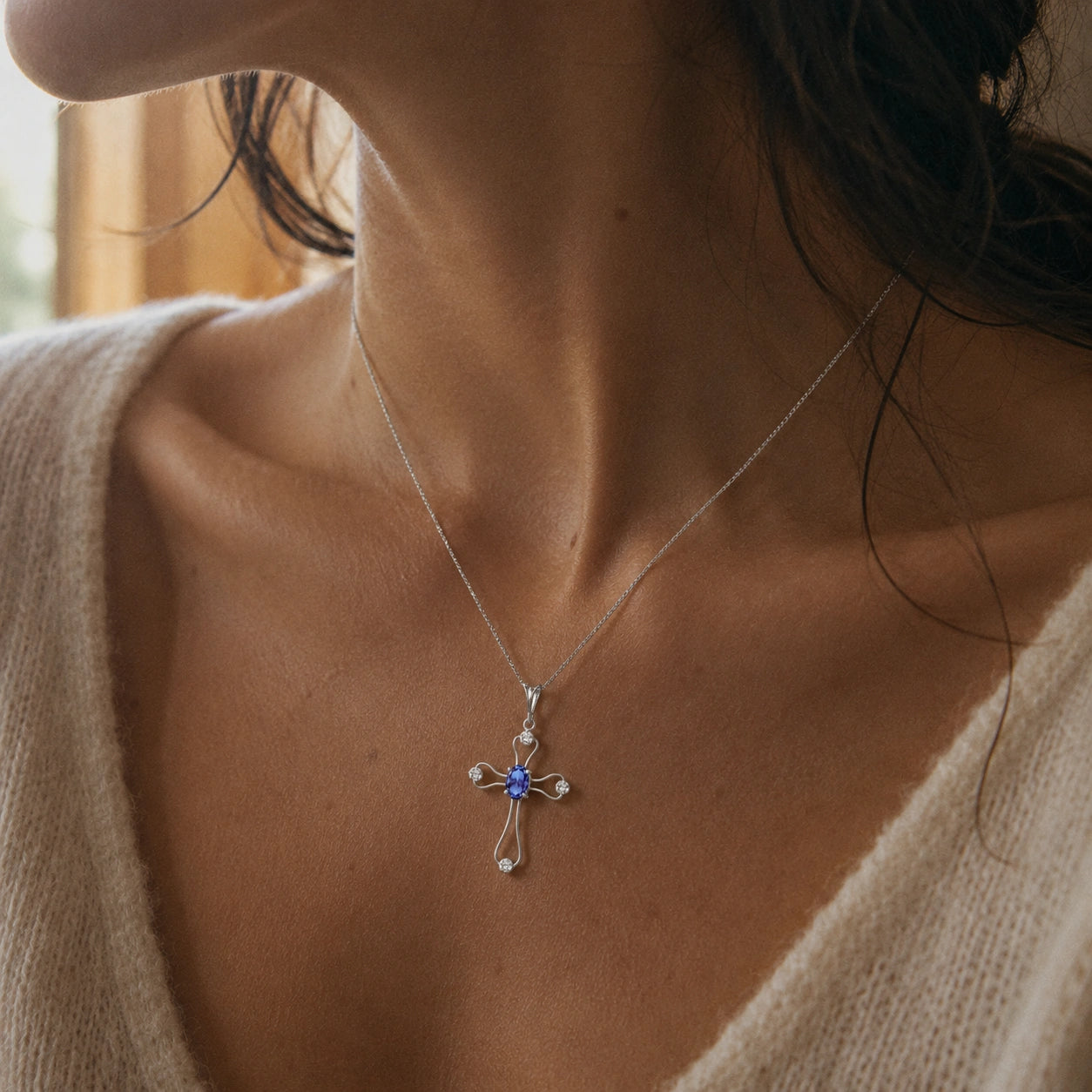 White Gold Rose Pendant Necklace Tanzanite 10K — Pia