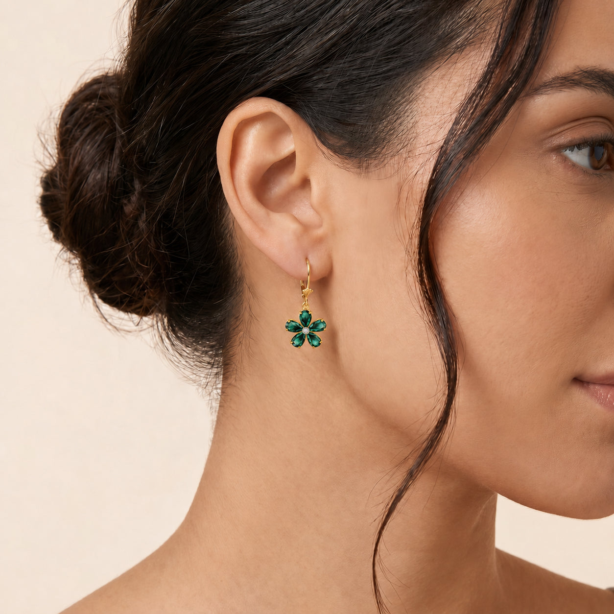 Yellow Gold Belle Earrings Sapphire 10K — Celeste