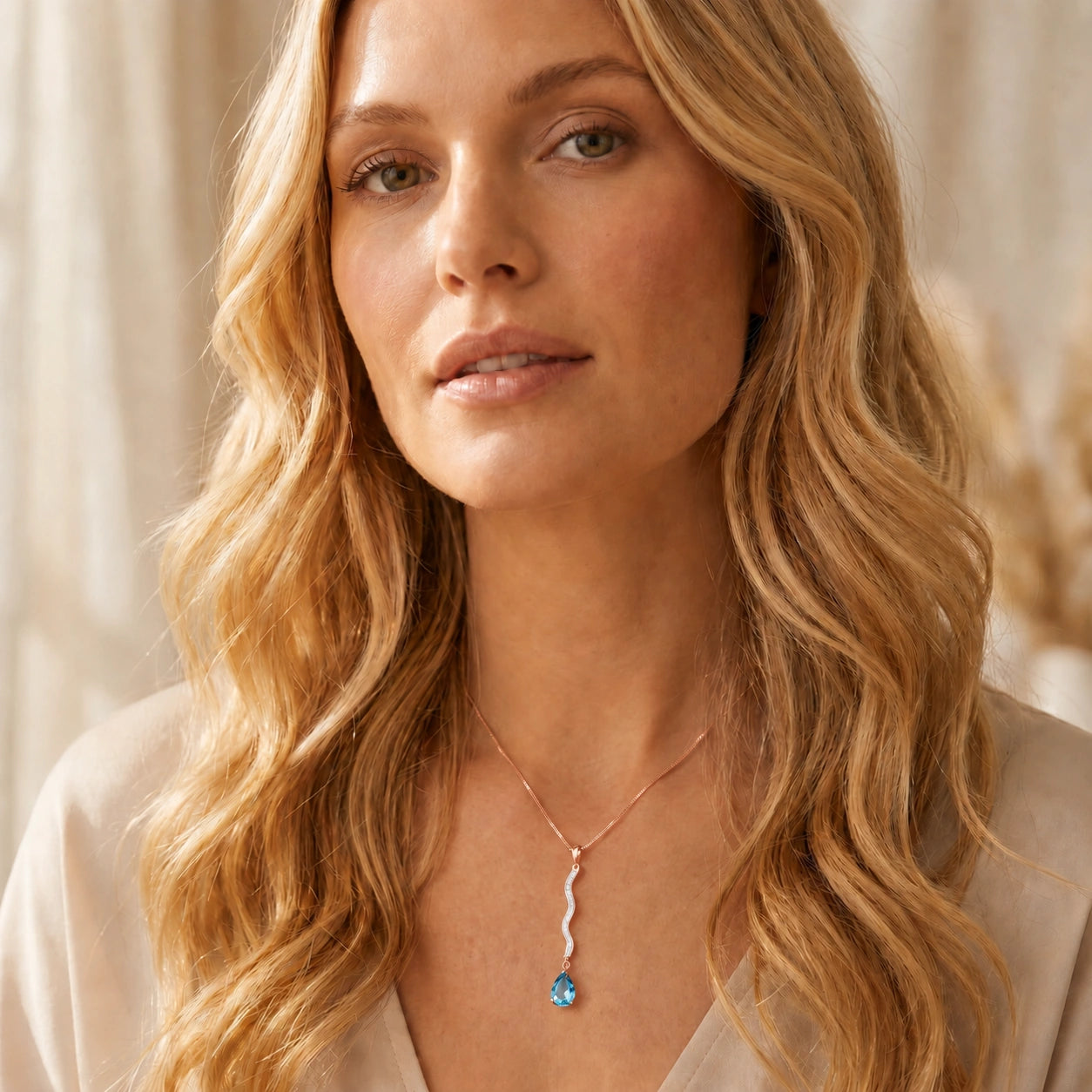 Rose Gold Heritage Necklace Blue Topaz 10K — Aurora