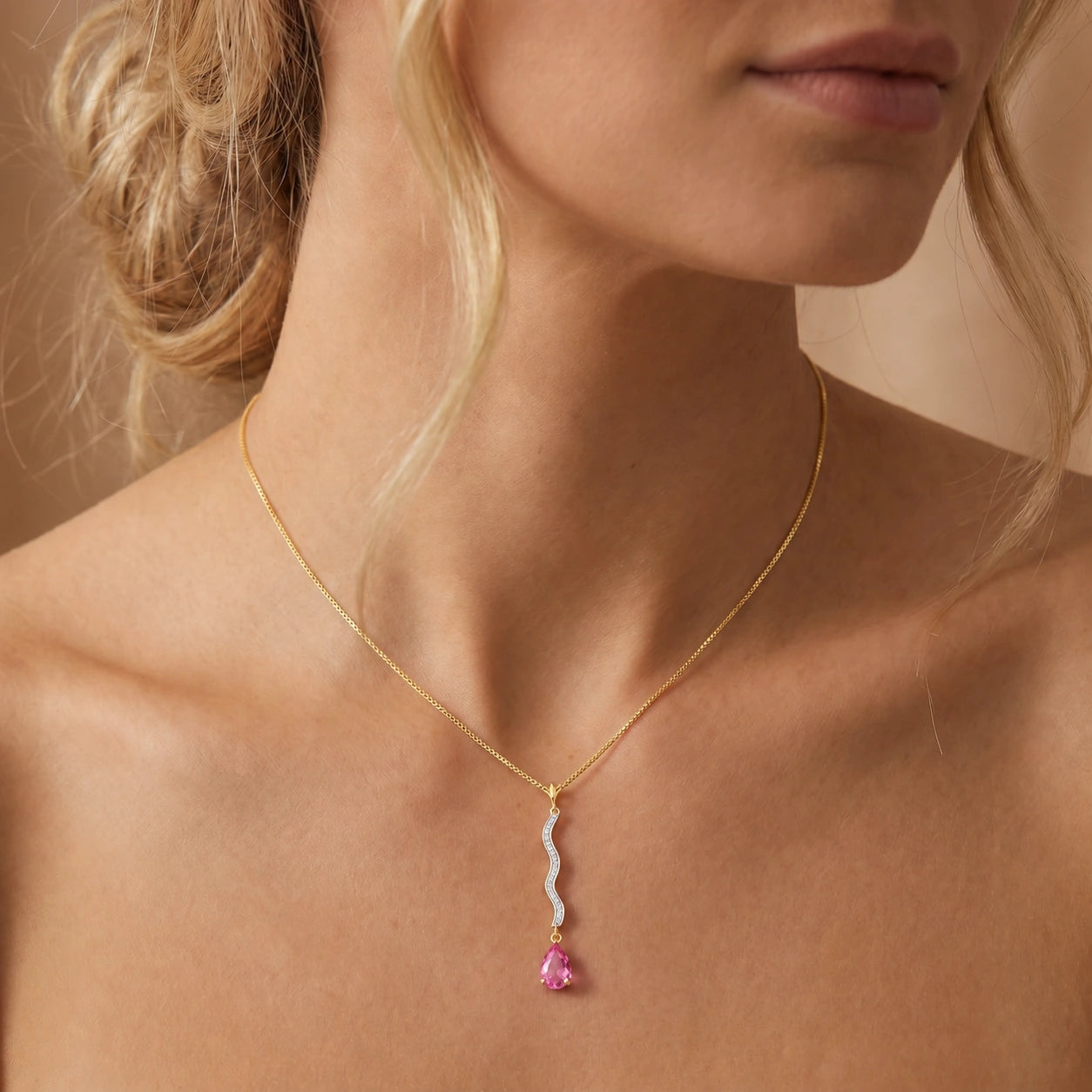 Yellow Gold Heritage Necklace Pink Topaz 10K — Aurora