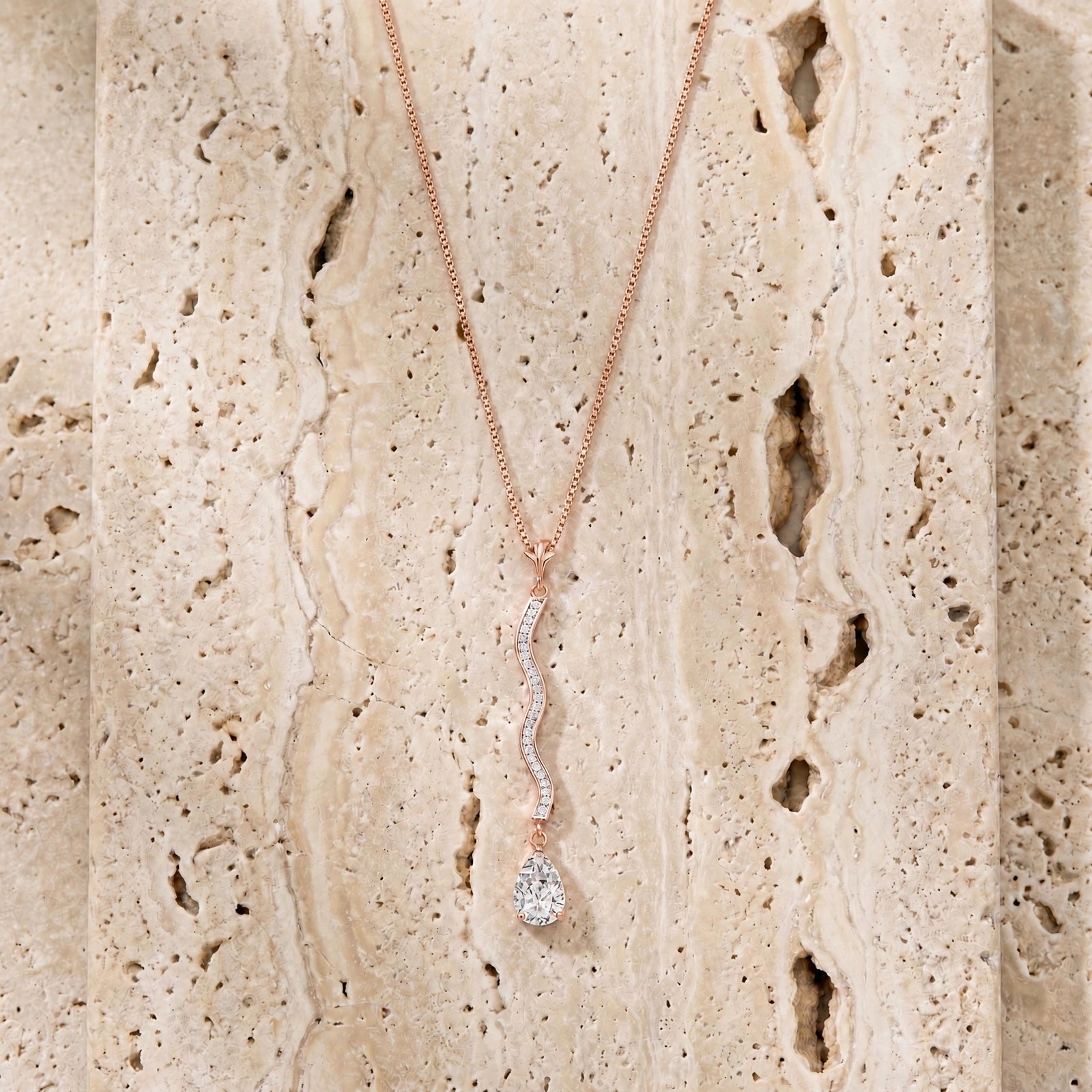 Rose Gold Heritage Necklace White Topaz 10K — Aurora