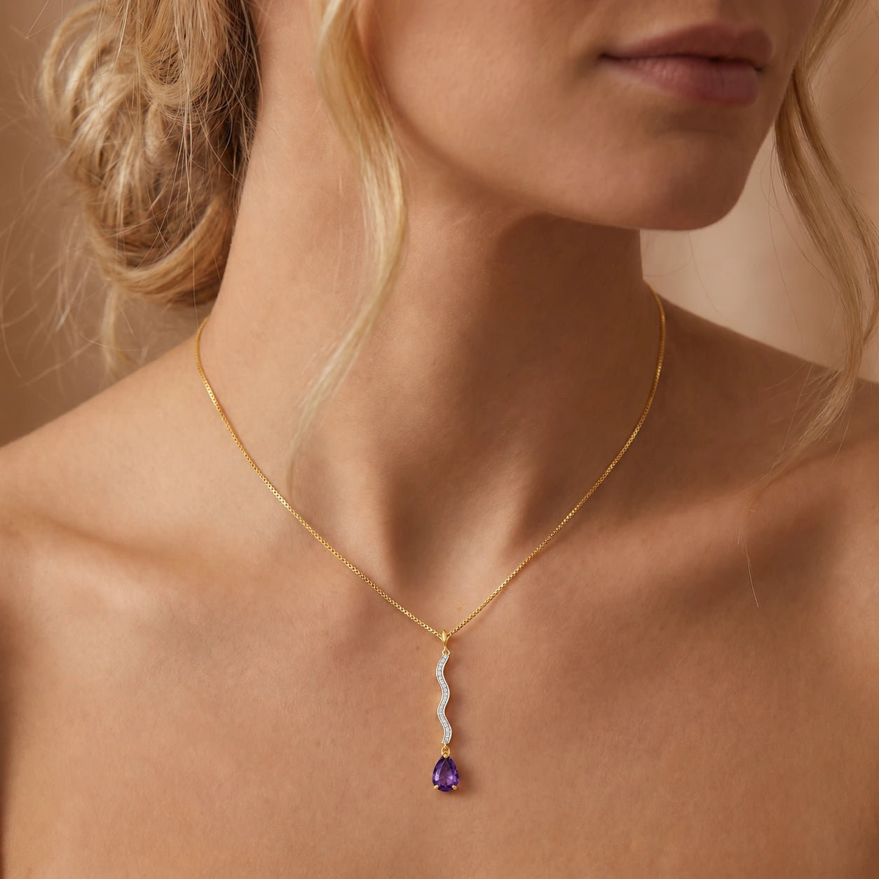 Yellow Gold Heritage Necklace Amethyst 10K — Aurora