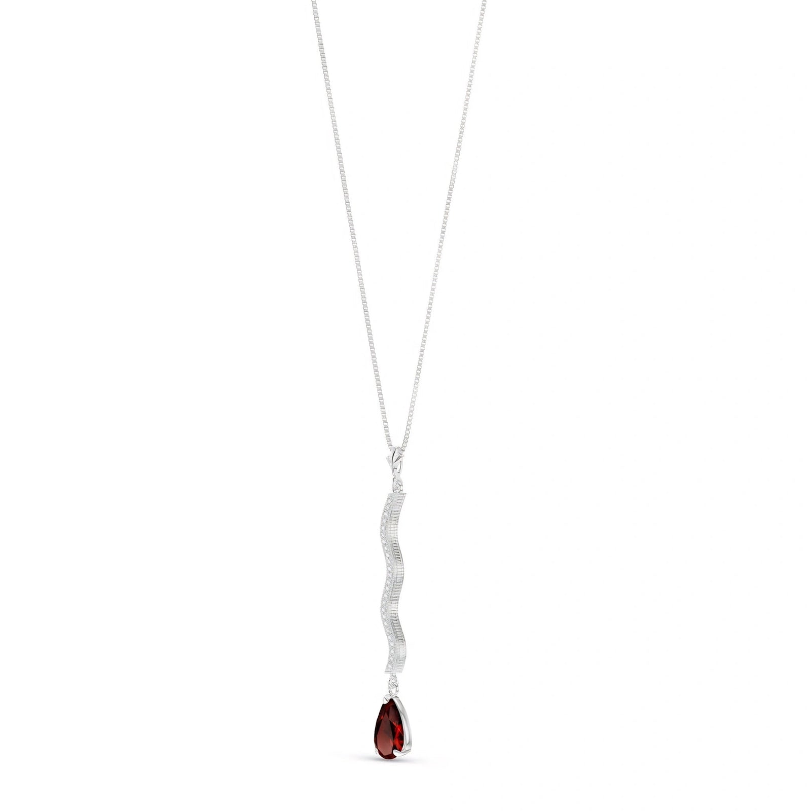White Gold Heritage Necklace Garnet 10K — Aurora