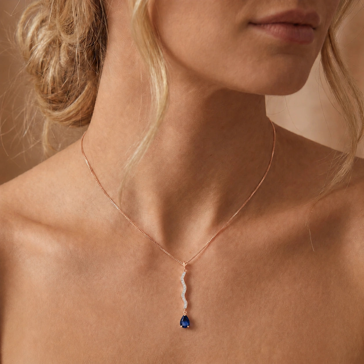 Rose Gold Heritage Necklace Sapphire 10K — Aurora