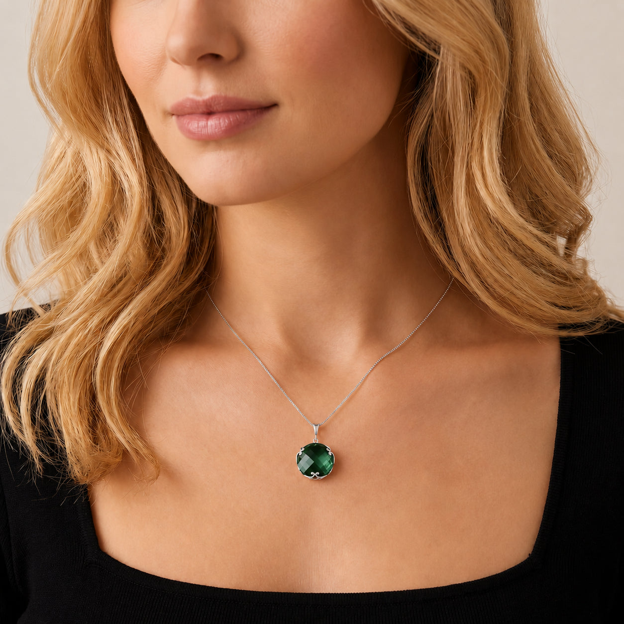 White Gold Grace Pendant Necklace Green Amethyst 10K — Fabrizia