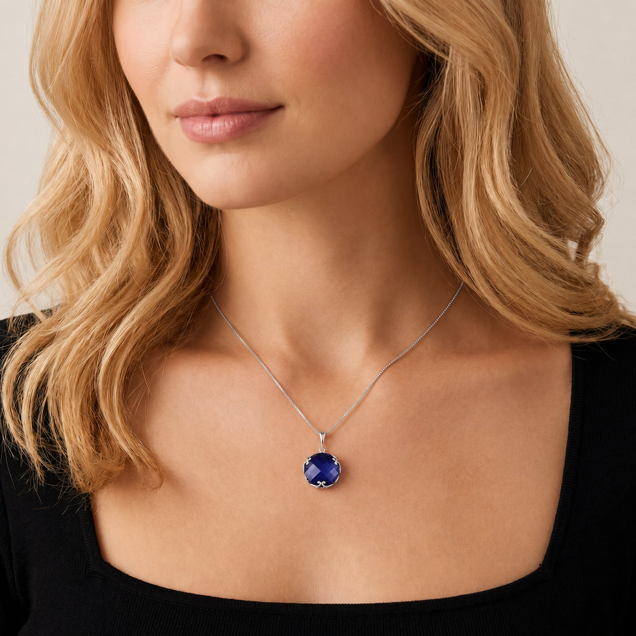 White Gold Grace Pendant Necklace Rose Quartz 10K — Fabrizia
