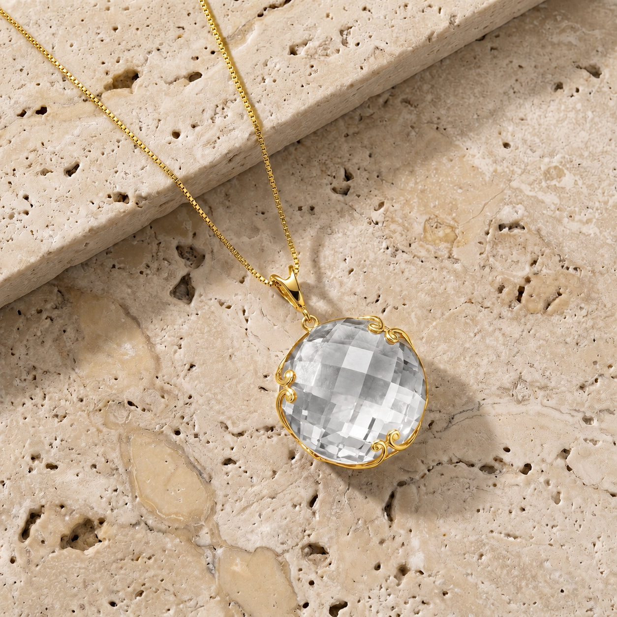 Yellow Gold Grace Pendant Necklace Green Sapphire 10K — Fabrizia