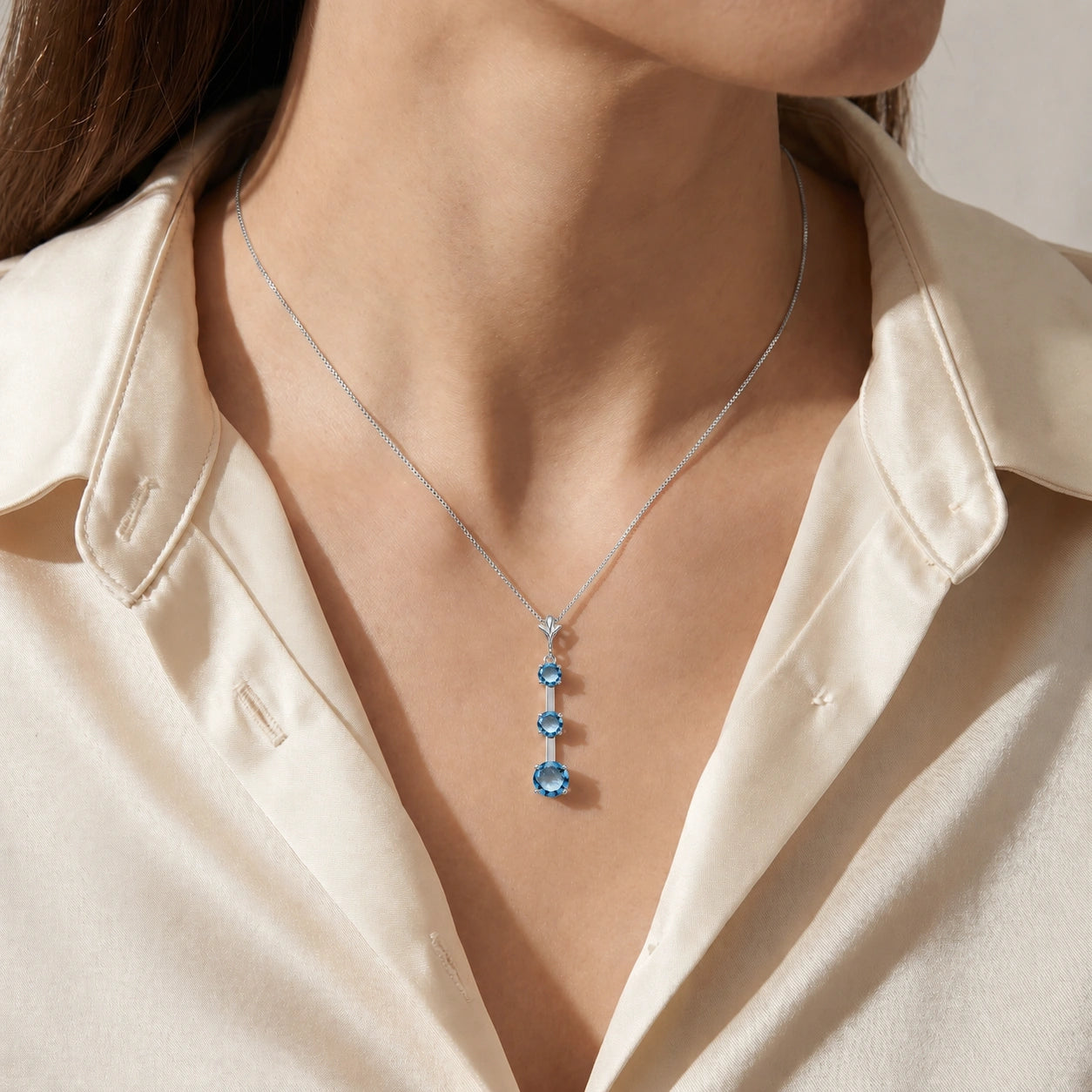 White Gold Blue Topaz — Quintina