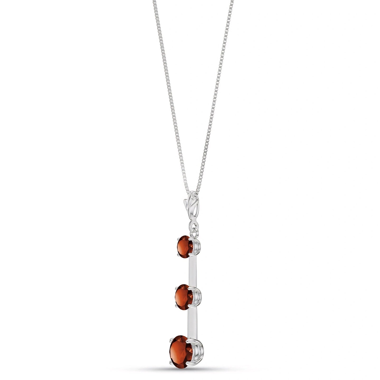 White Gold Garnet — Quintina
