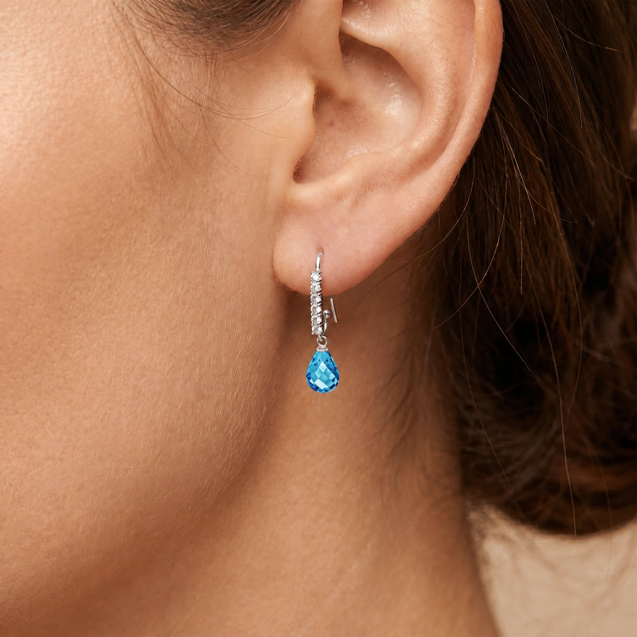 White Gold Diamond & Blue Topaz — Mariagiuliana
