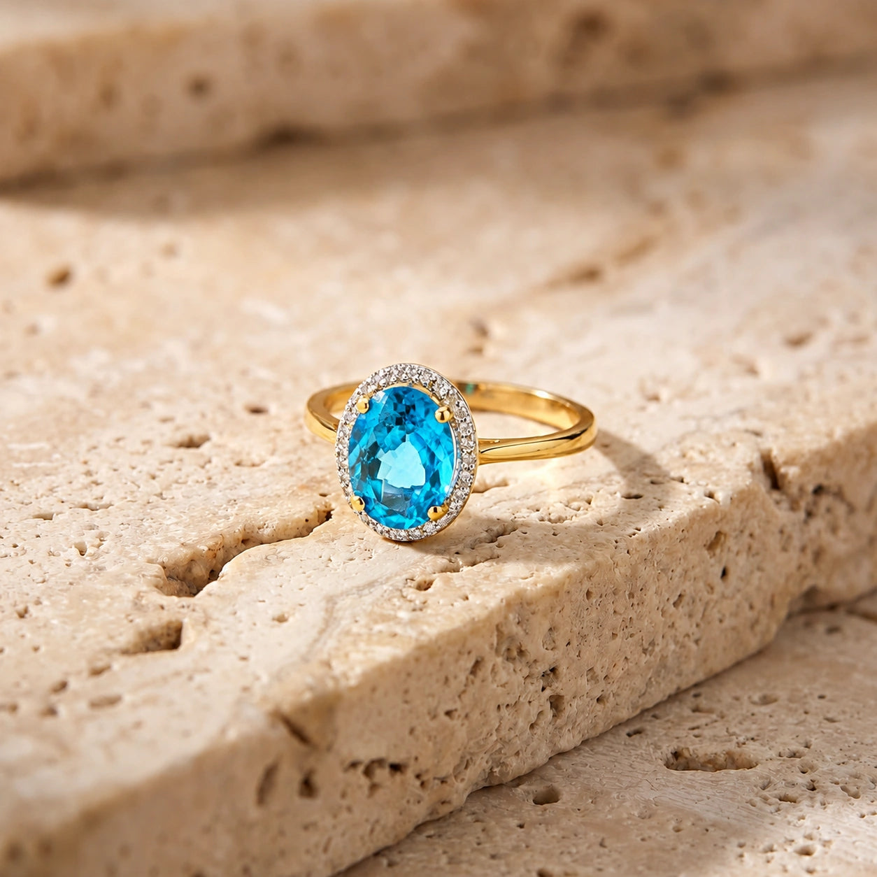 Yellow Gold Diamond & Blue Topaz — Diodata