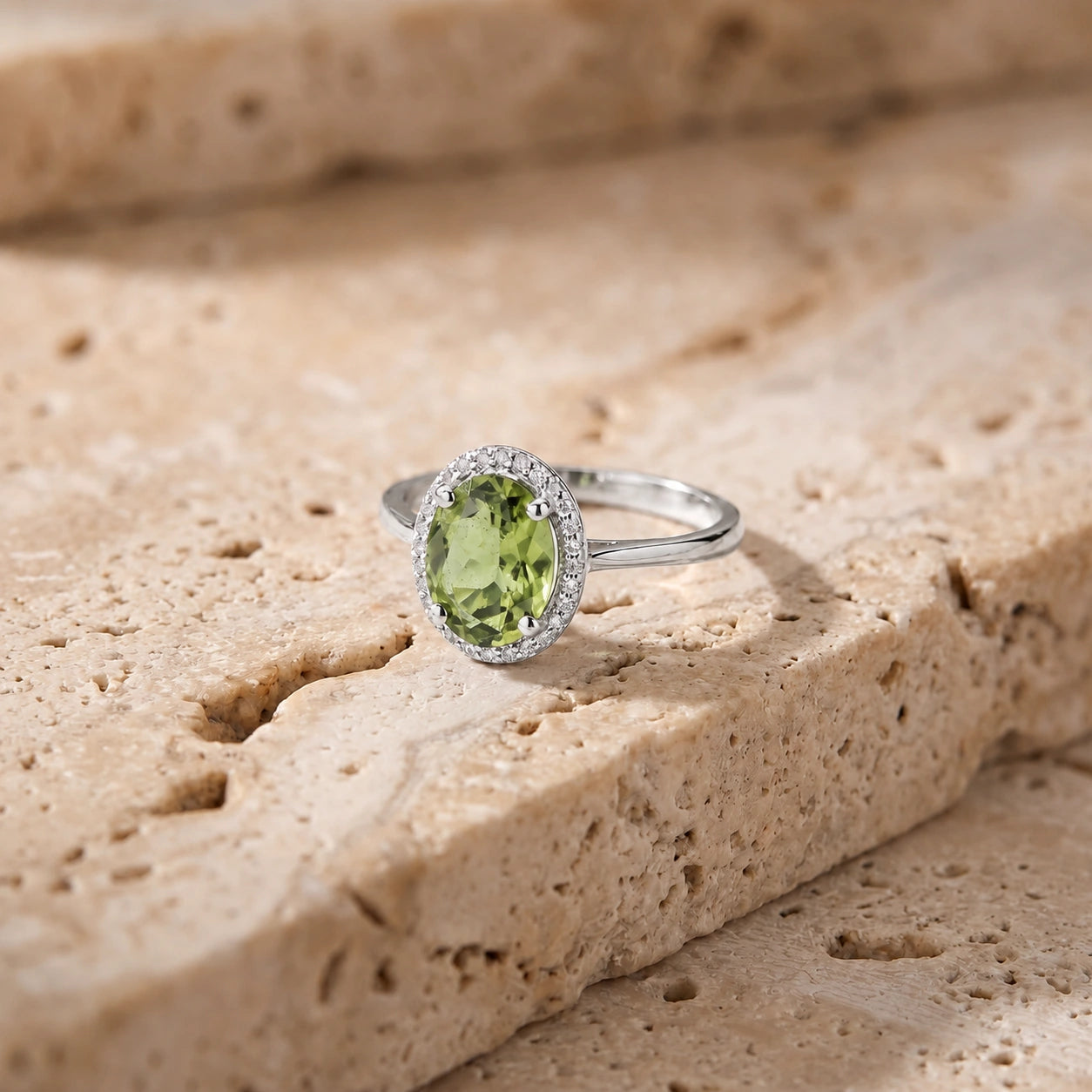 White Gold Diamond & Green Amethyst — Diodata
