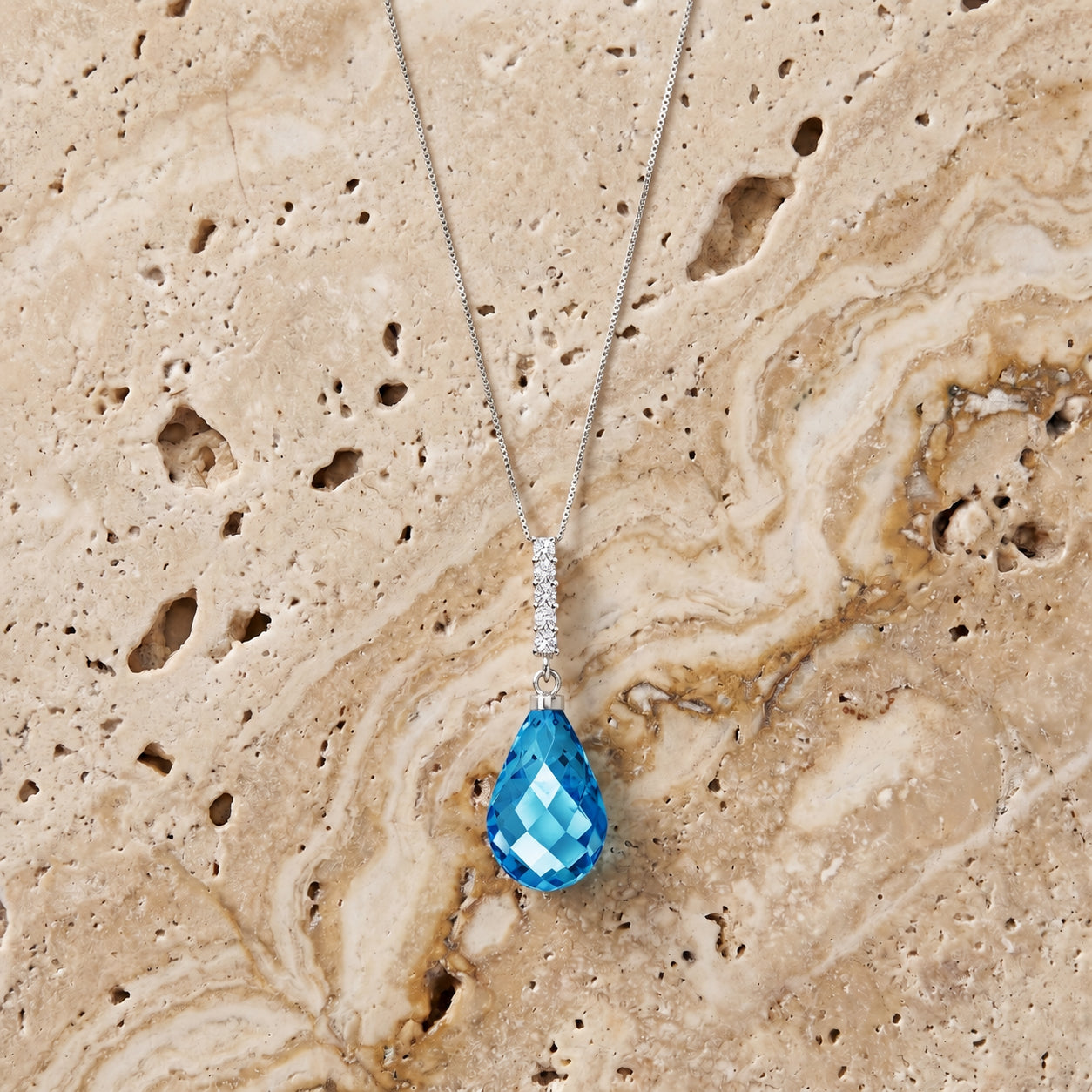 White Gold Pendant Necklace Blue Topaz 10K — Cinzia