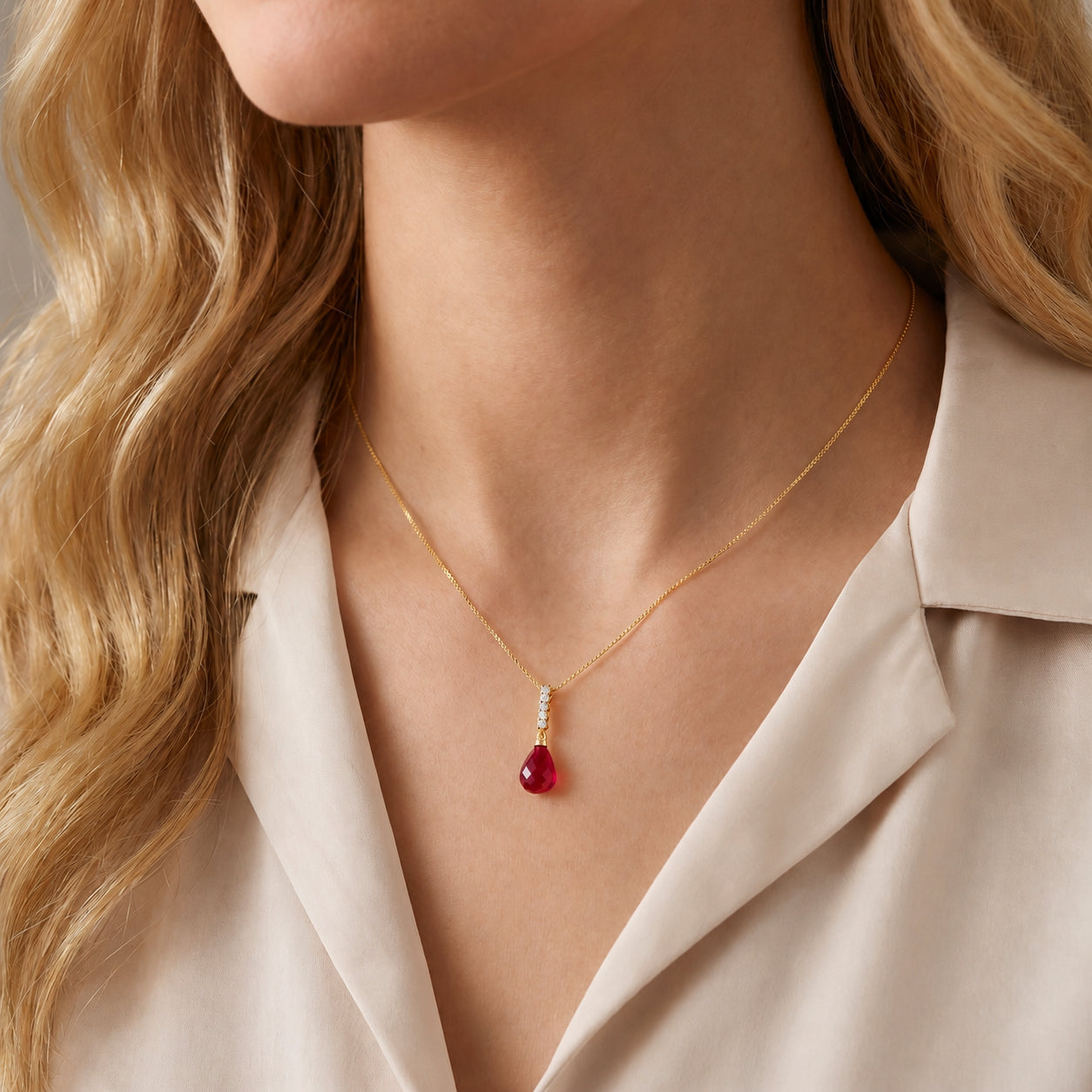 Yellow Gold Pendant Necklace Ruby 10K — Cinzia