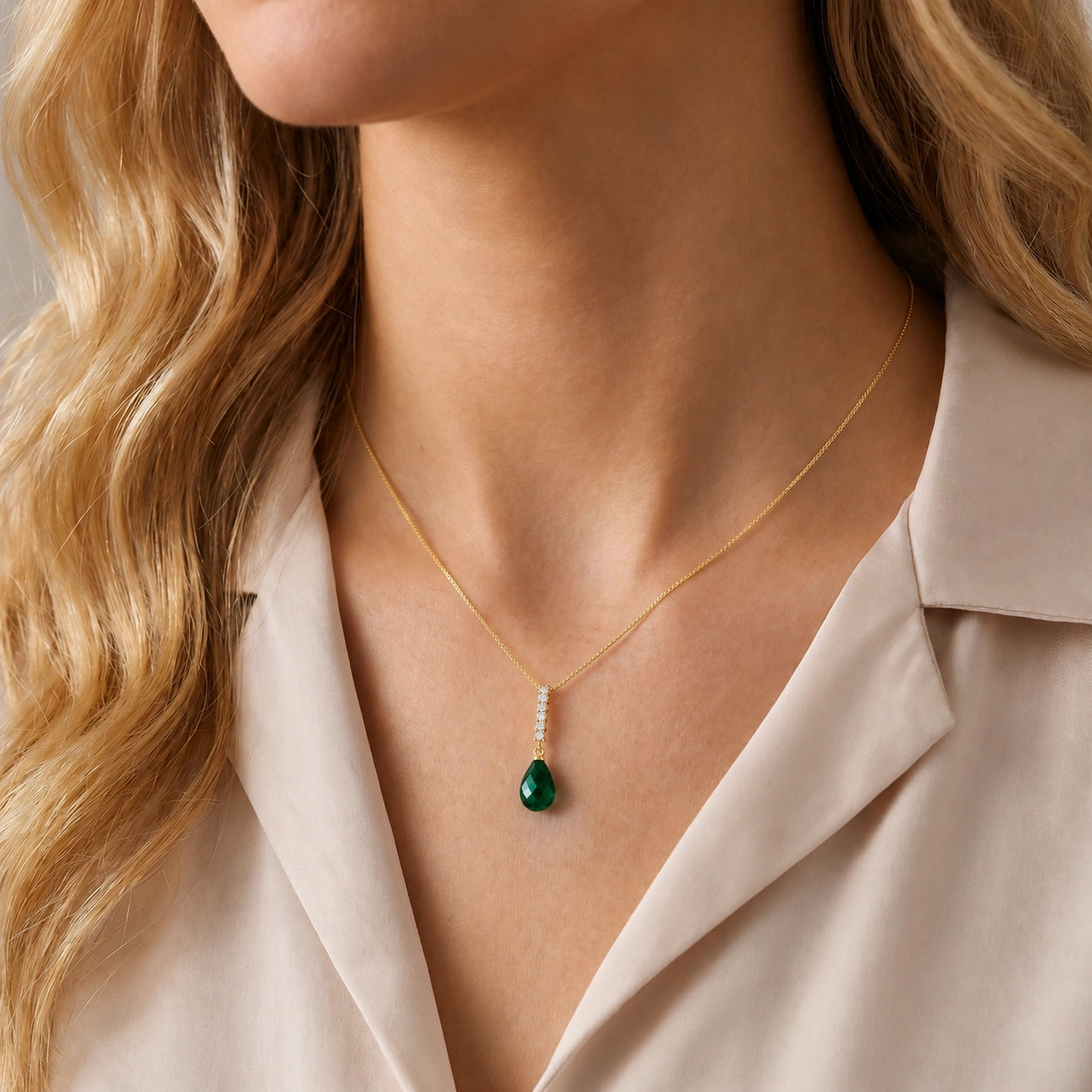 Yellow Gold Pendant Necklace Sapphire 10K — Cinzia
